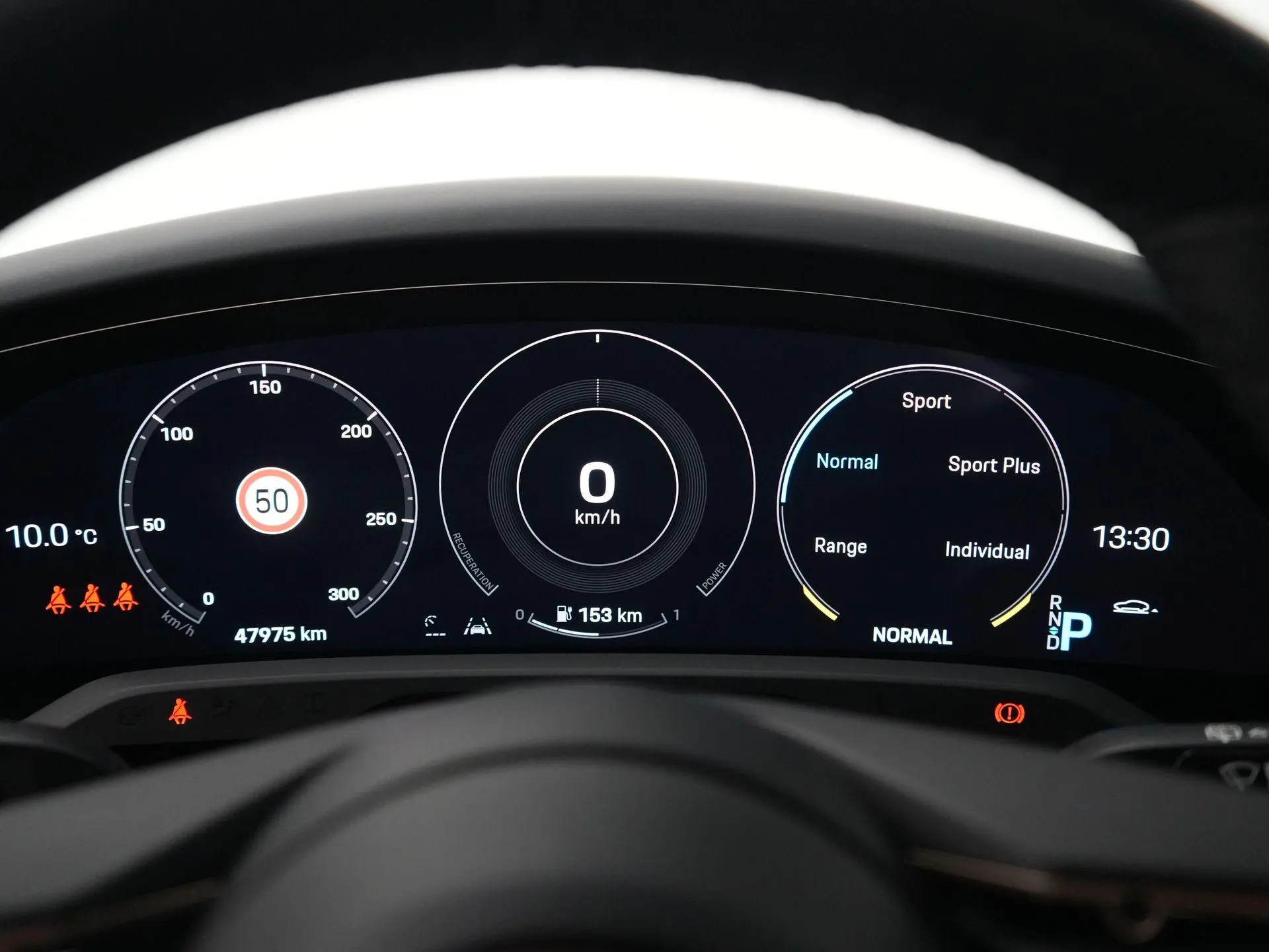 Taycan Cross Turismo 4