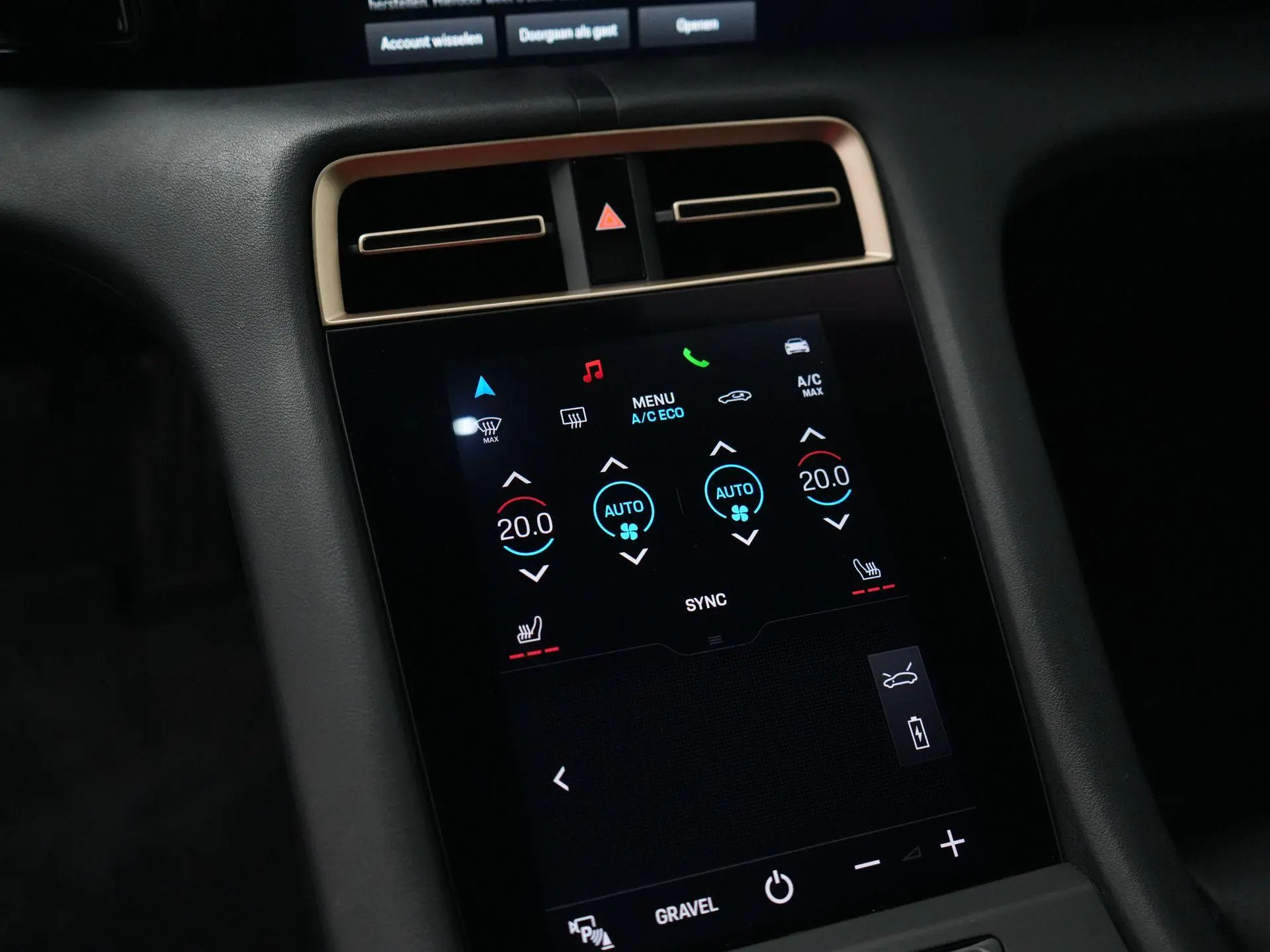 Taycan Cross Turismo 4