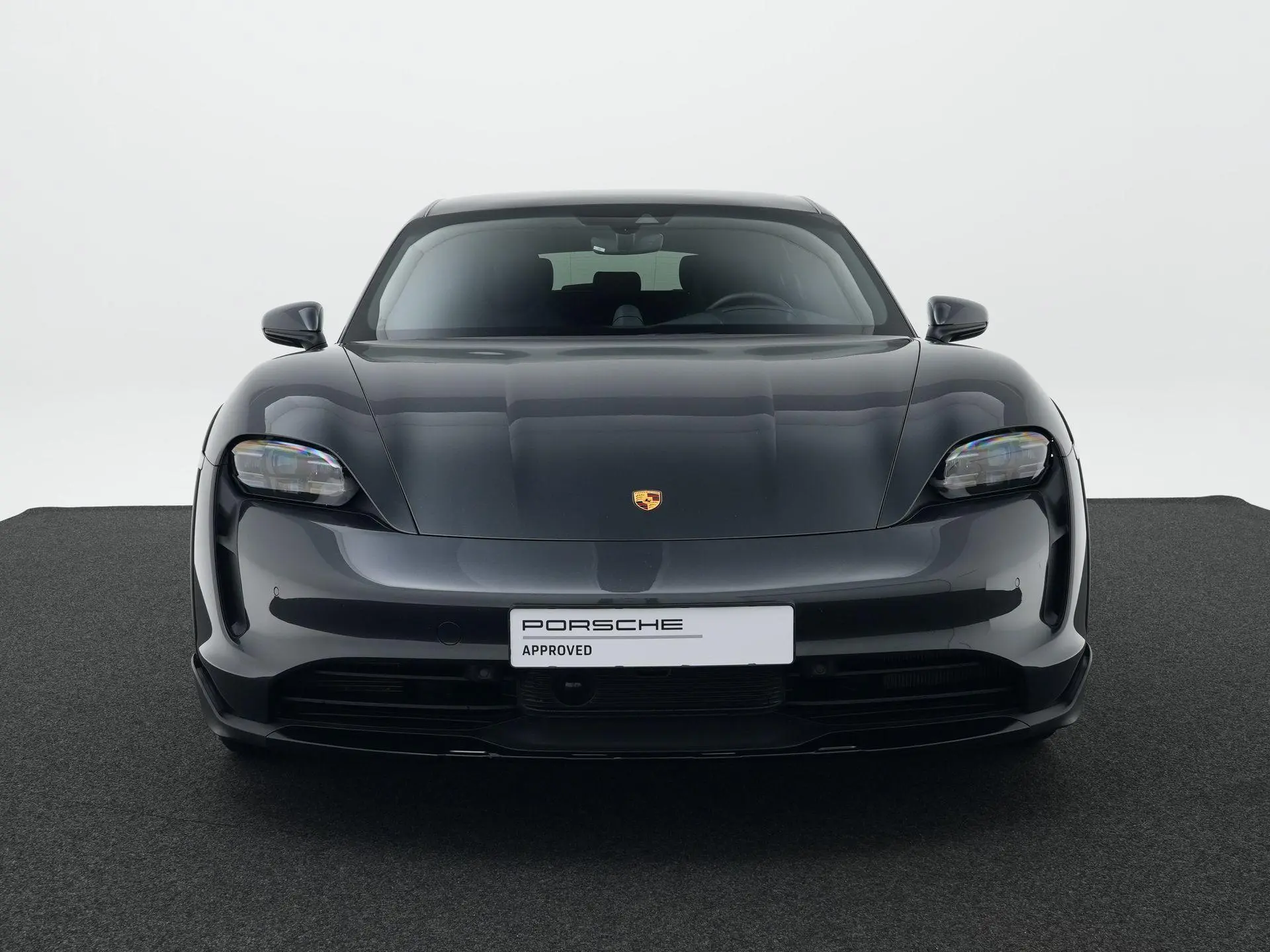 Taycan Cross Turismo 4