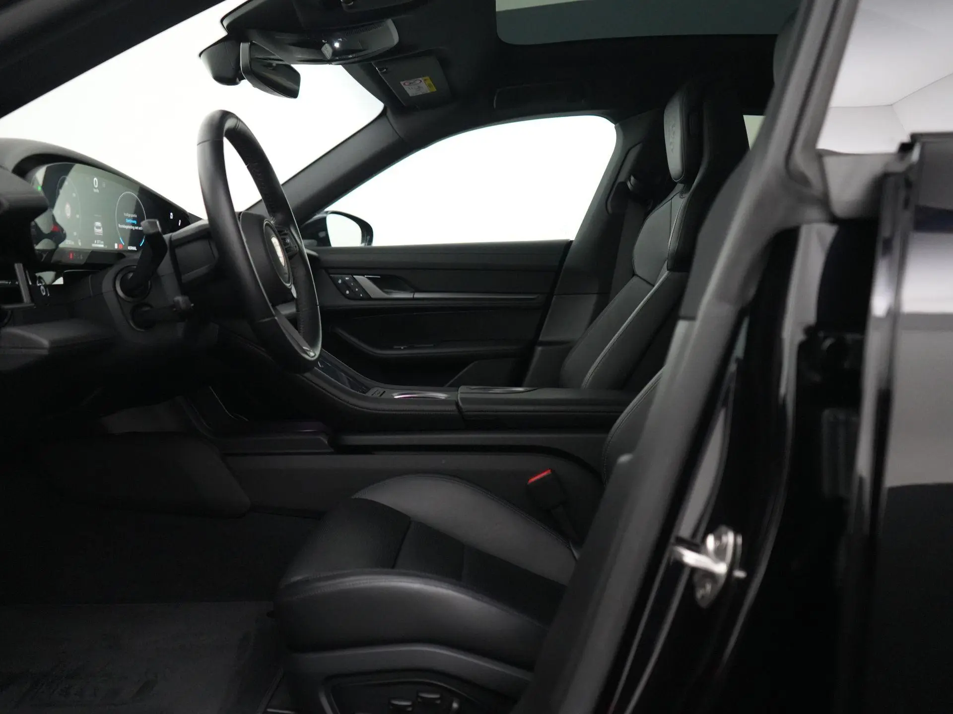 Taycan 4 Cross Turismo
