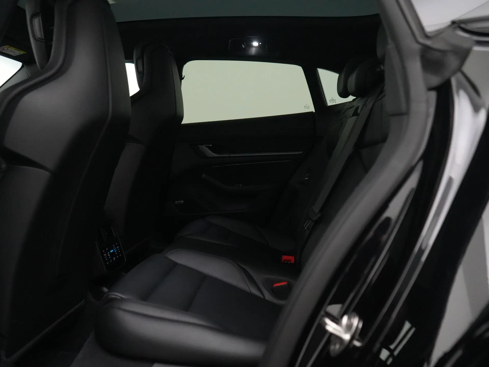 Taycan 4 Cross Turismo