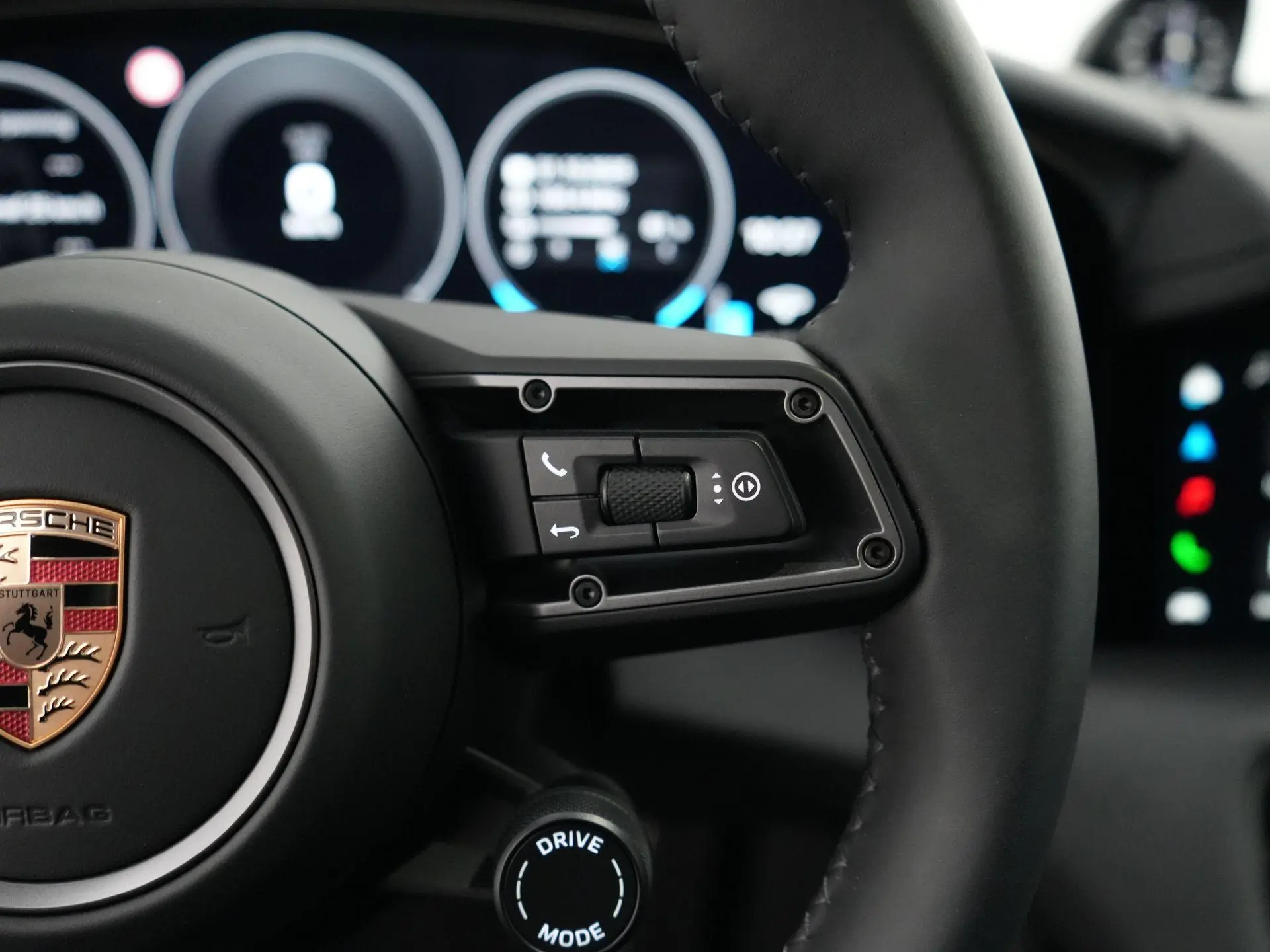 Taycan 4 Cross Turismo