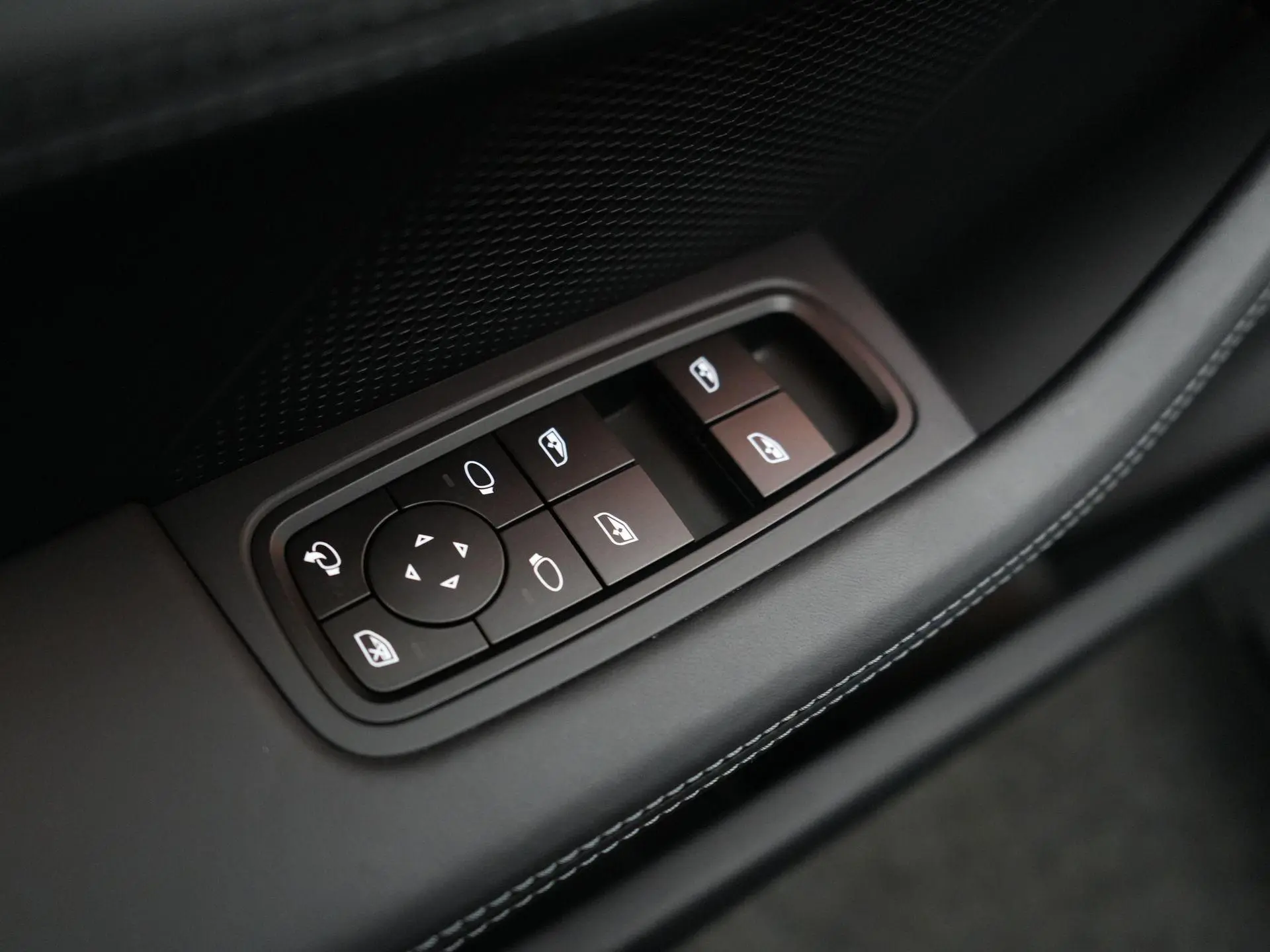 Taycan 4 Cross Turismo