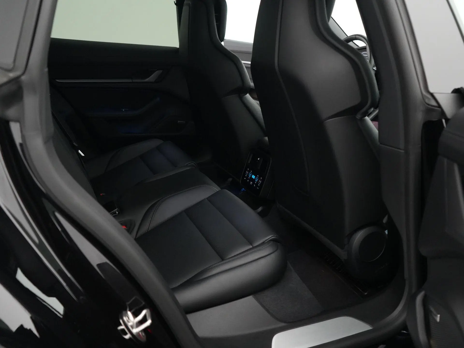 Taycan 4 Cross Turismo