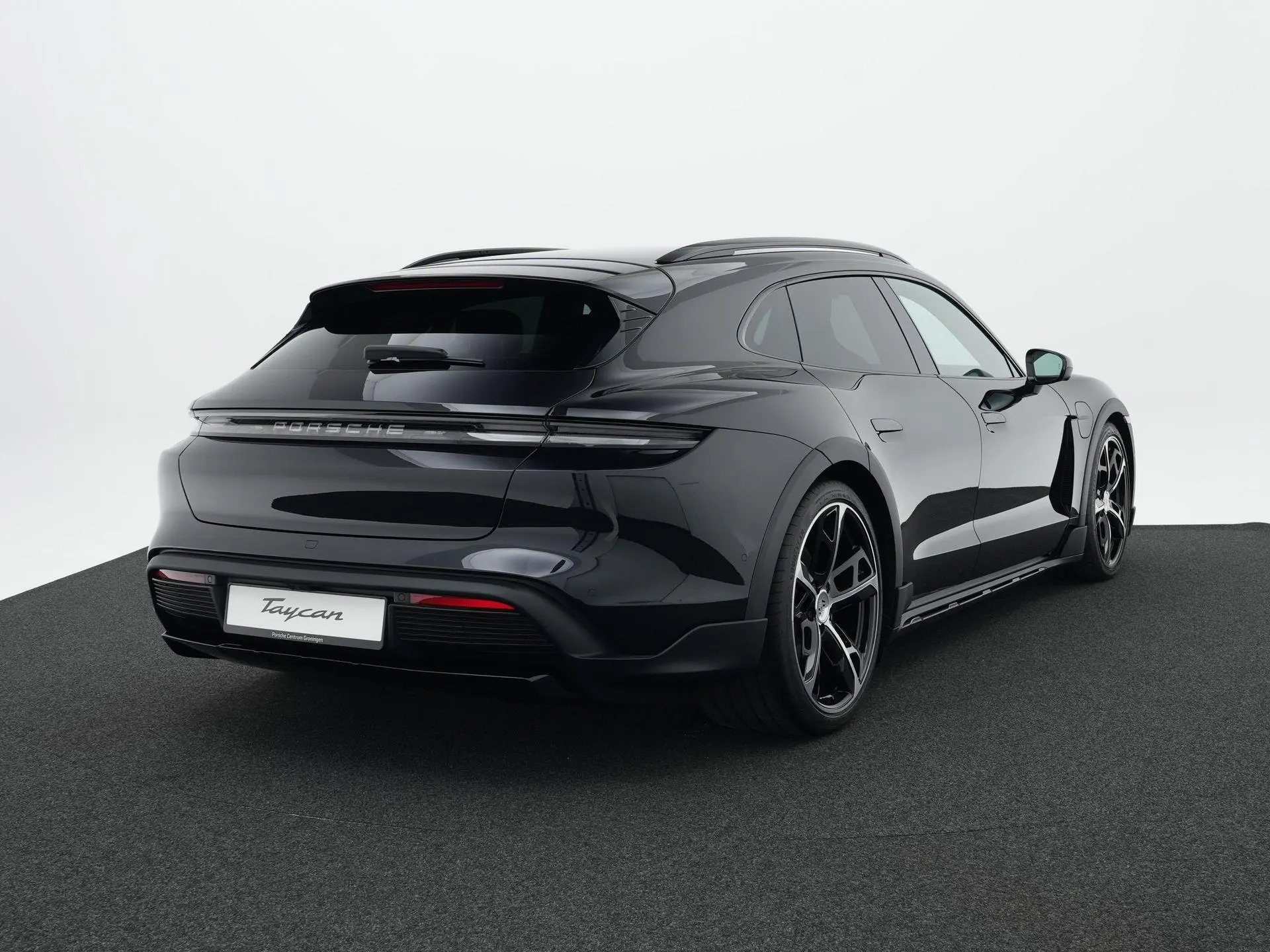 Taycan 4 Cross Turismo