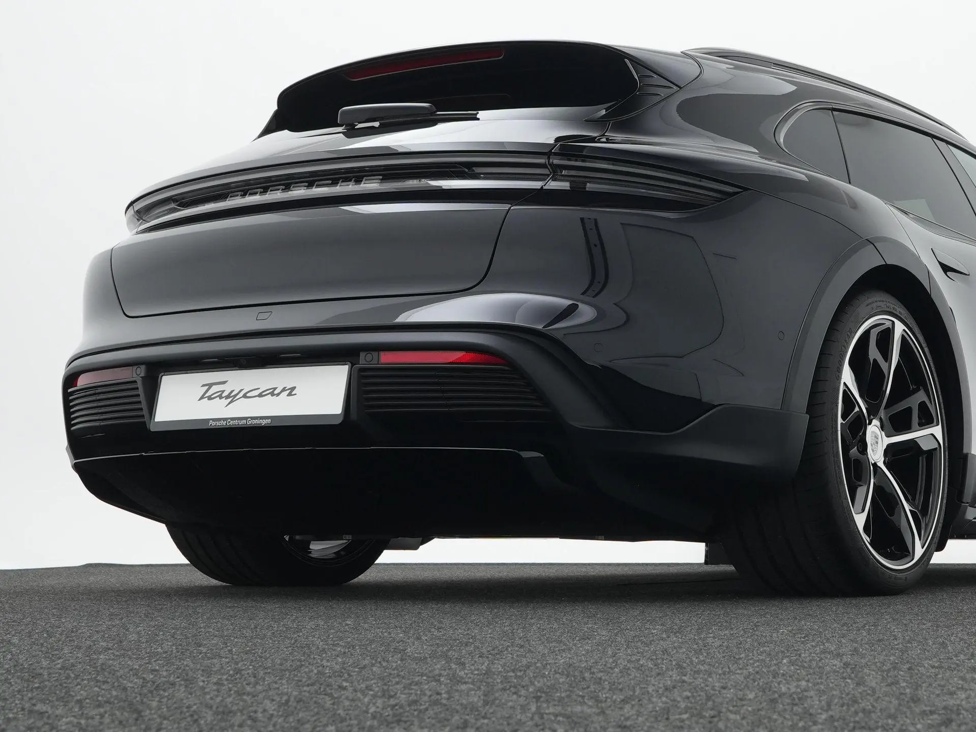 Taycan 4 Cross Turismo