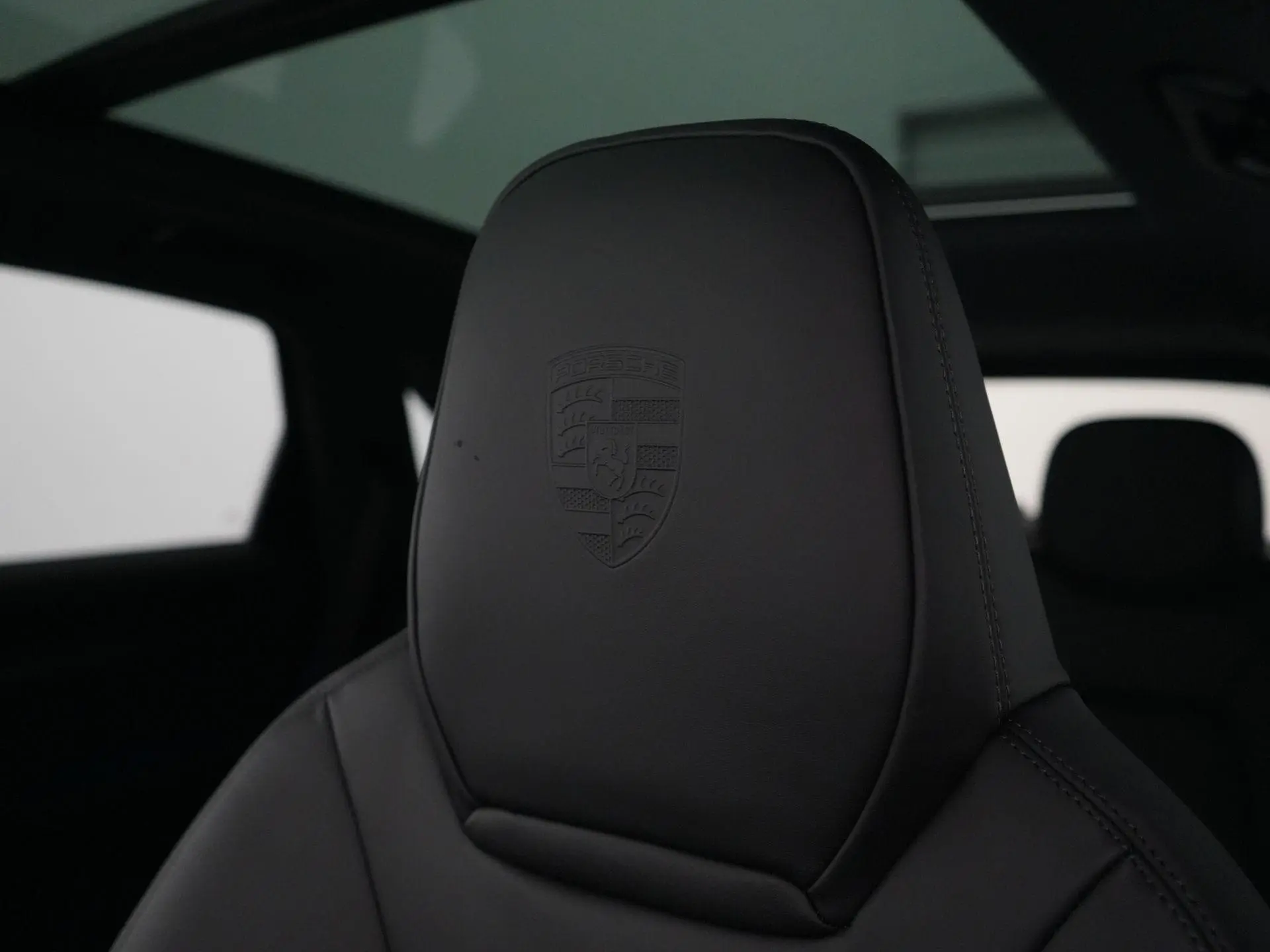 Cayenne E-Hybrid Black Edition