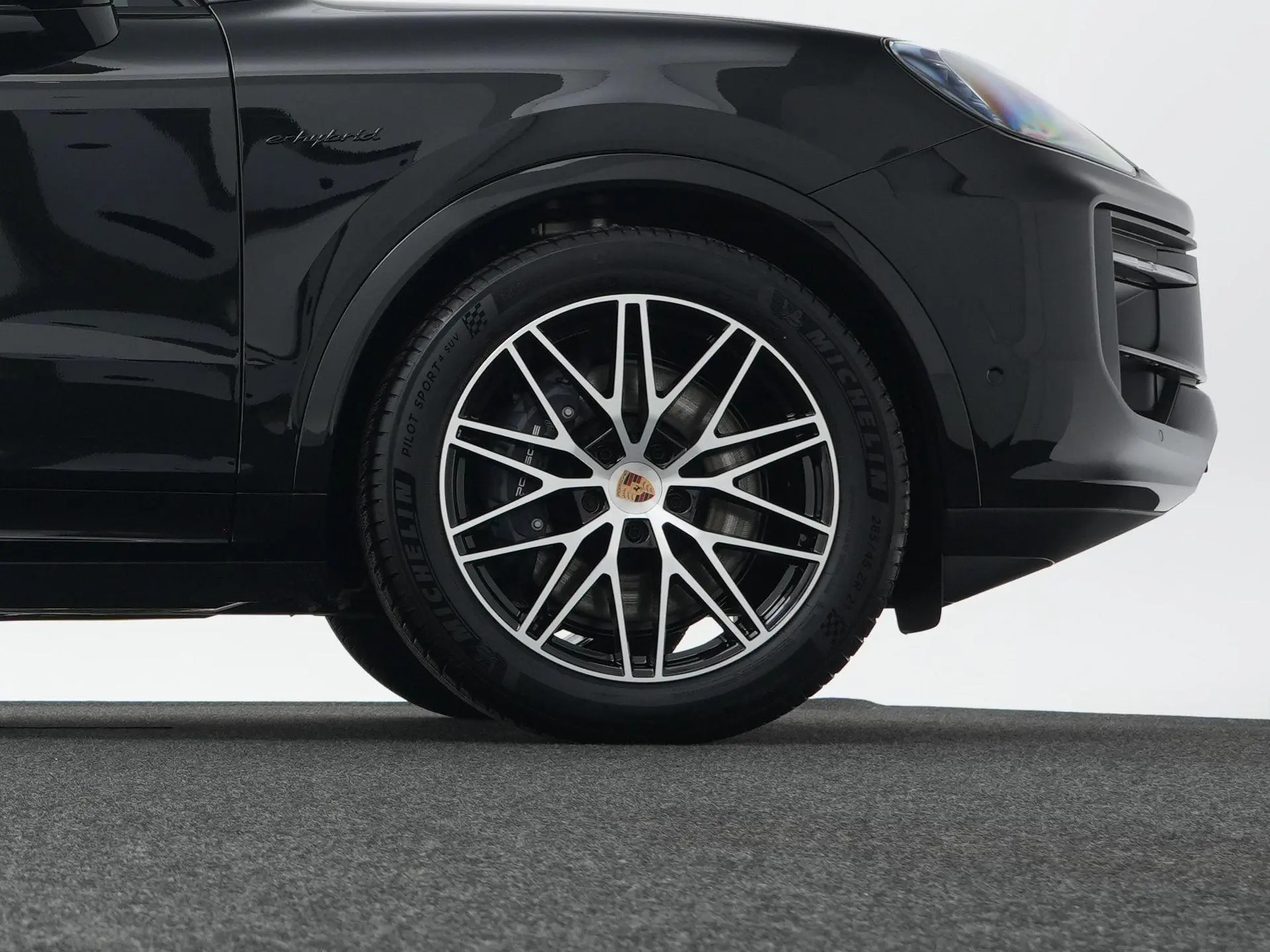 Cayenne E-Hybrid Black Edition