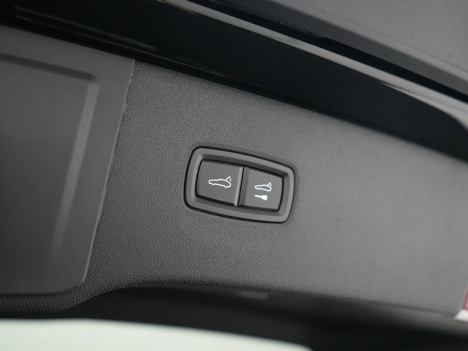 Cayenne E-Hybrid Black Edition