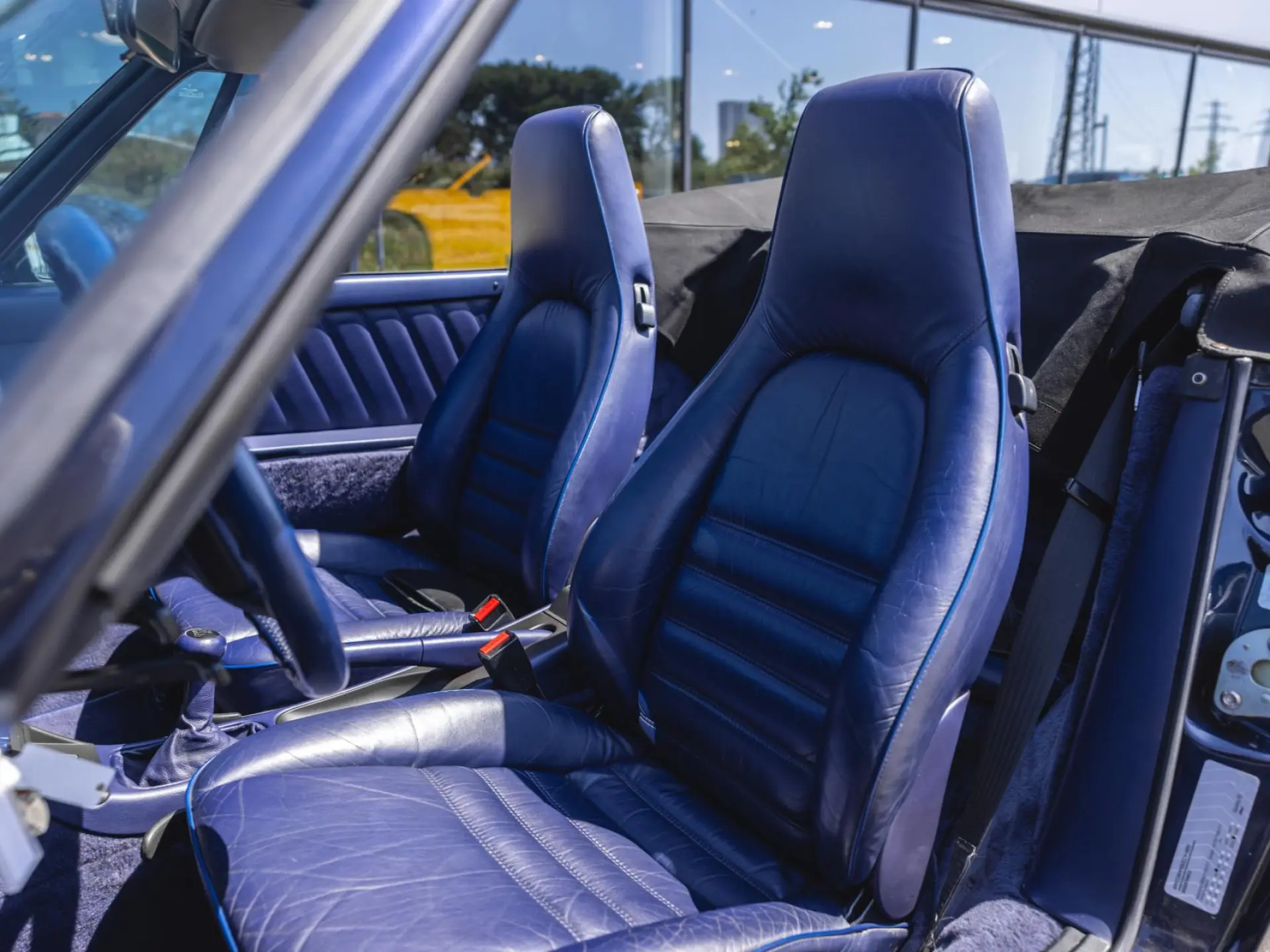 911 Carrera 2 Cabriolet