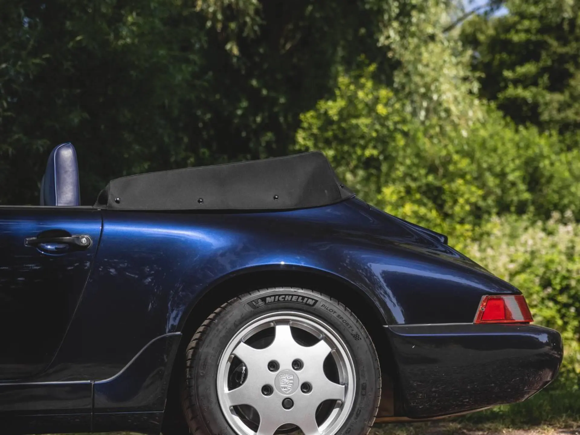 911 Carrera 2 Cabriolet