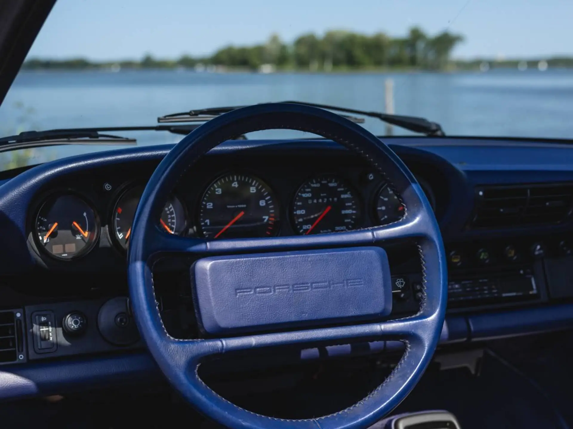 911 Carrera 2 Cabriolet