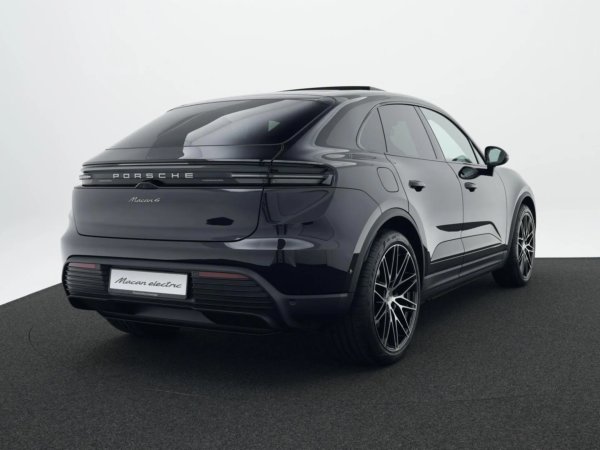 Macan 4