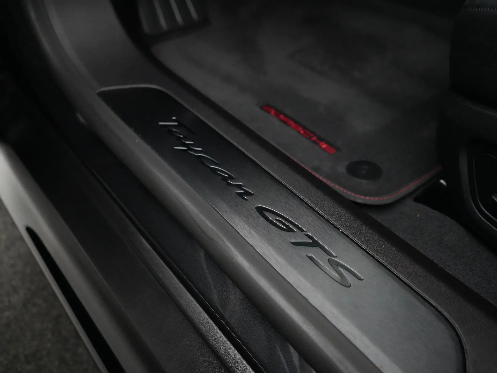 Taycan GTS Sport Turismo