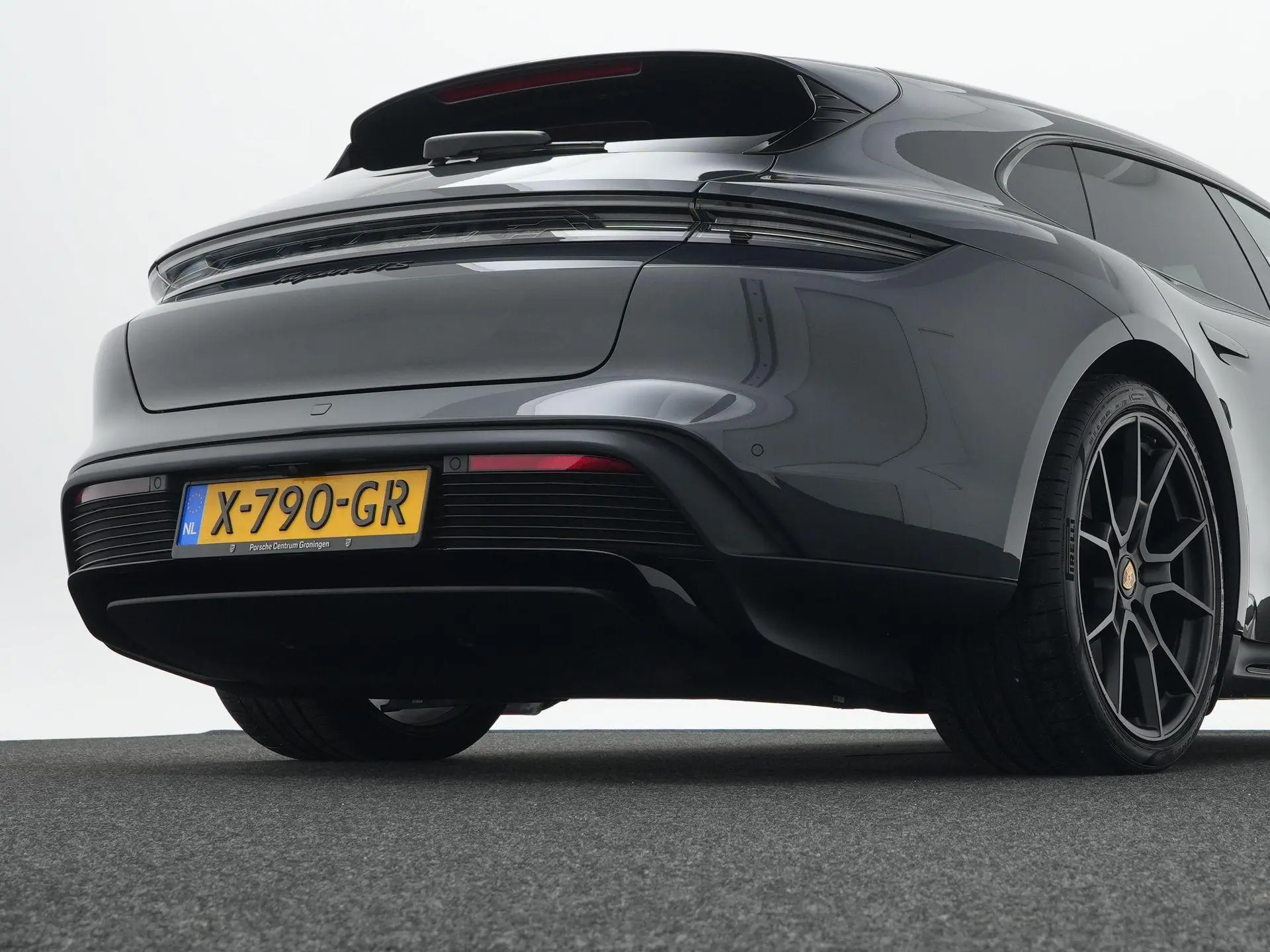 Taycan GTS Sport Turismo