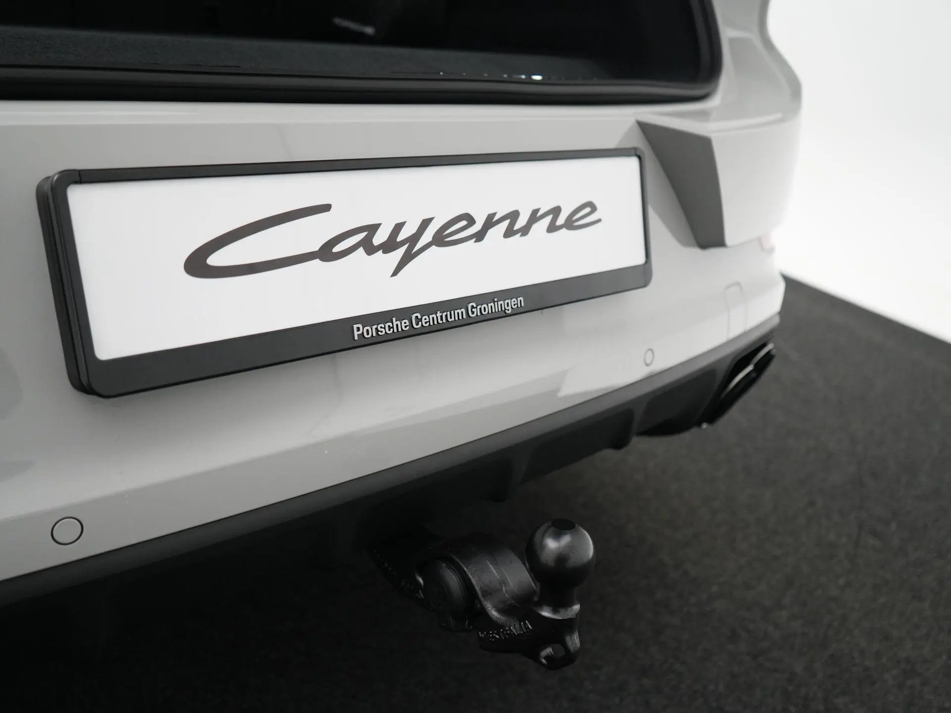Cayenne E-Hybrid Black Edition