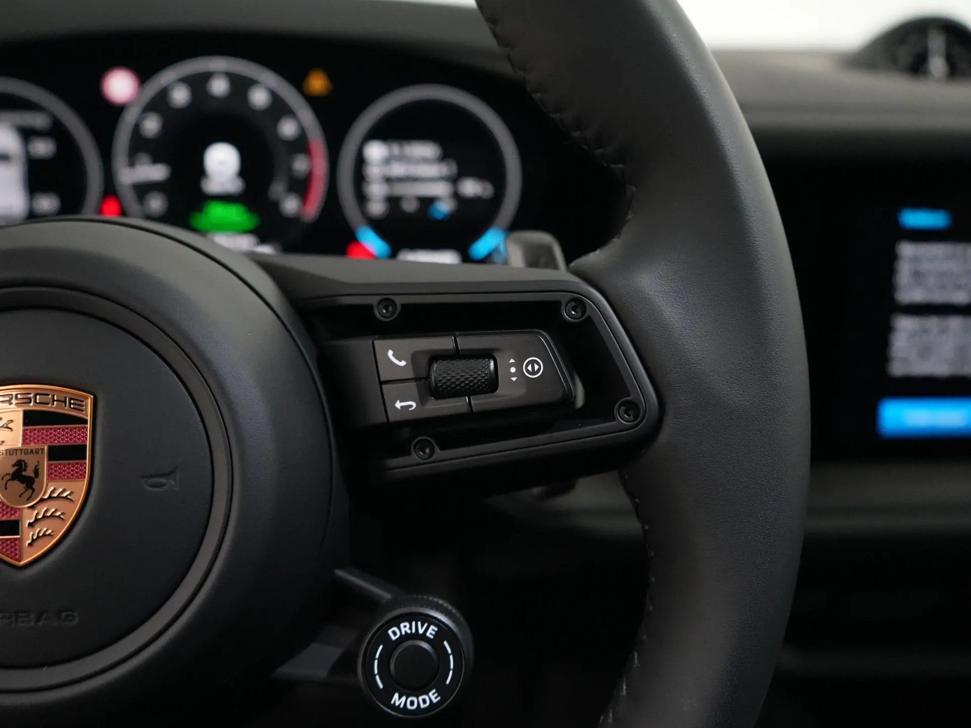 Cayenne E-Hybrid Black Edition