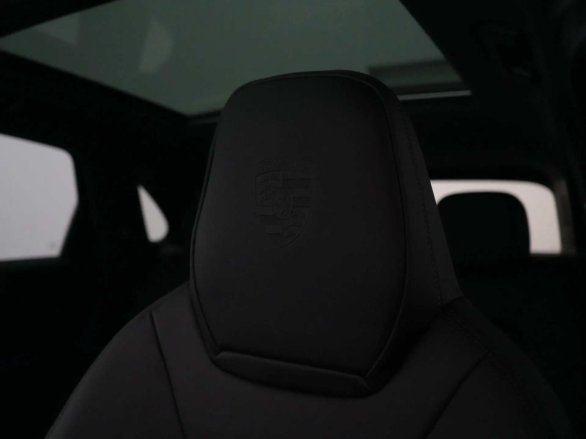 Cayenne E-Hybrid Black Edition