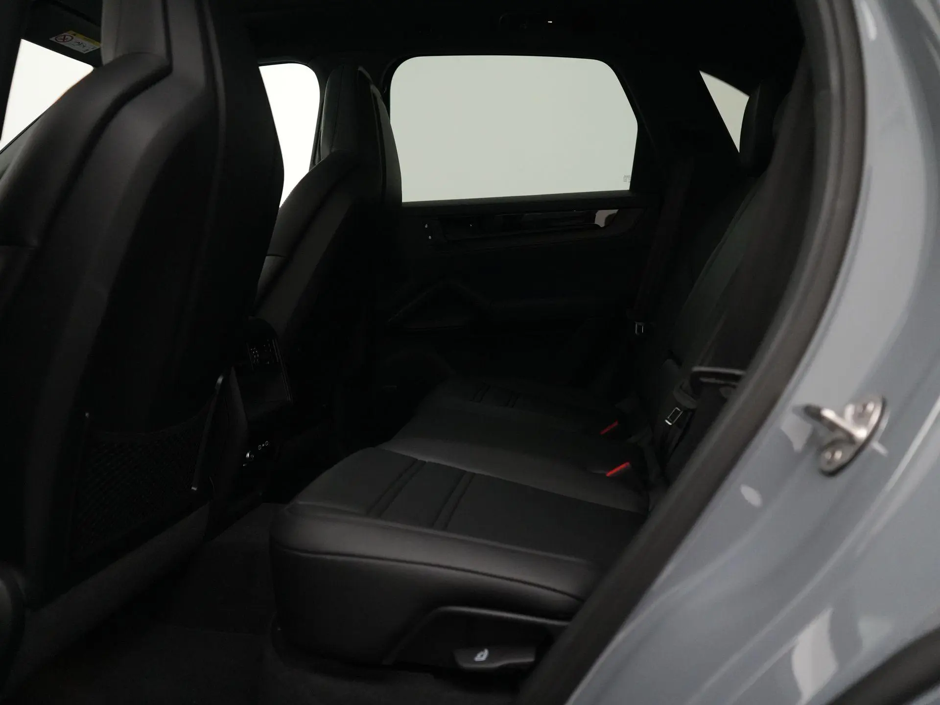 Cayenne E-Hybrid Black Edition