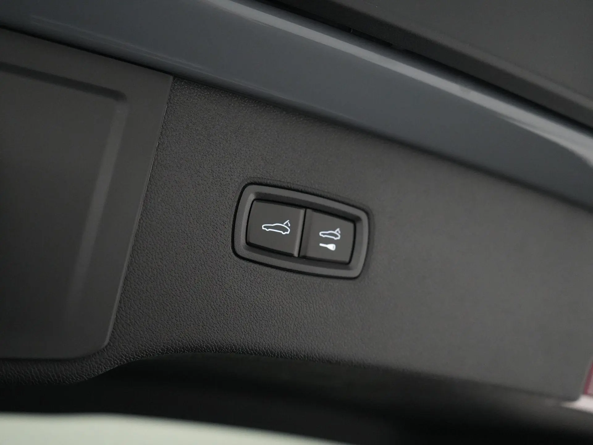 Cayenne E-Hybrid Black Edition