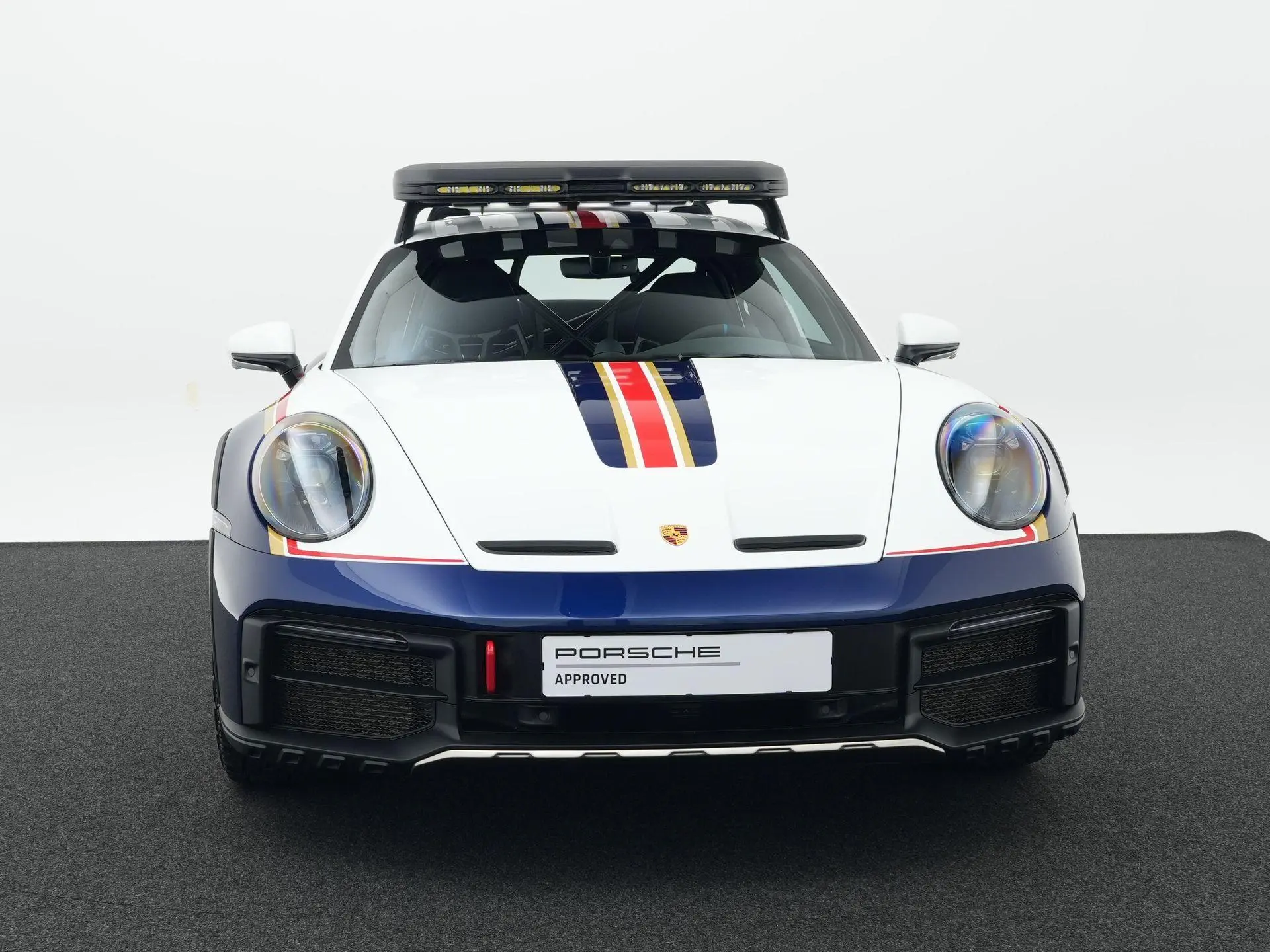 911 Dakar
