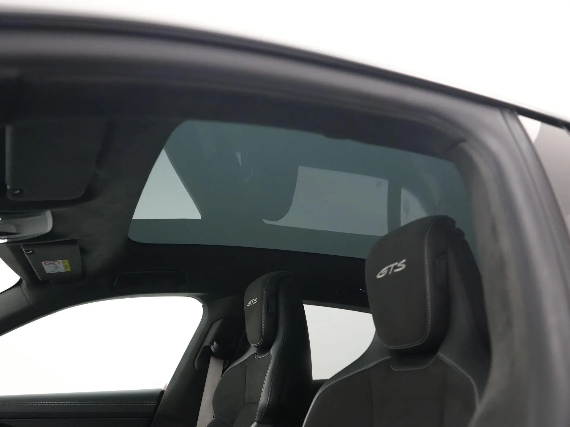 Taycan GTS Sport Turismo