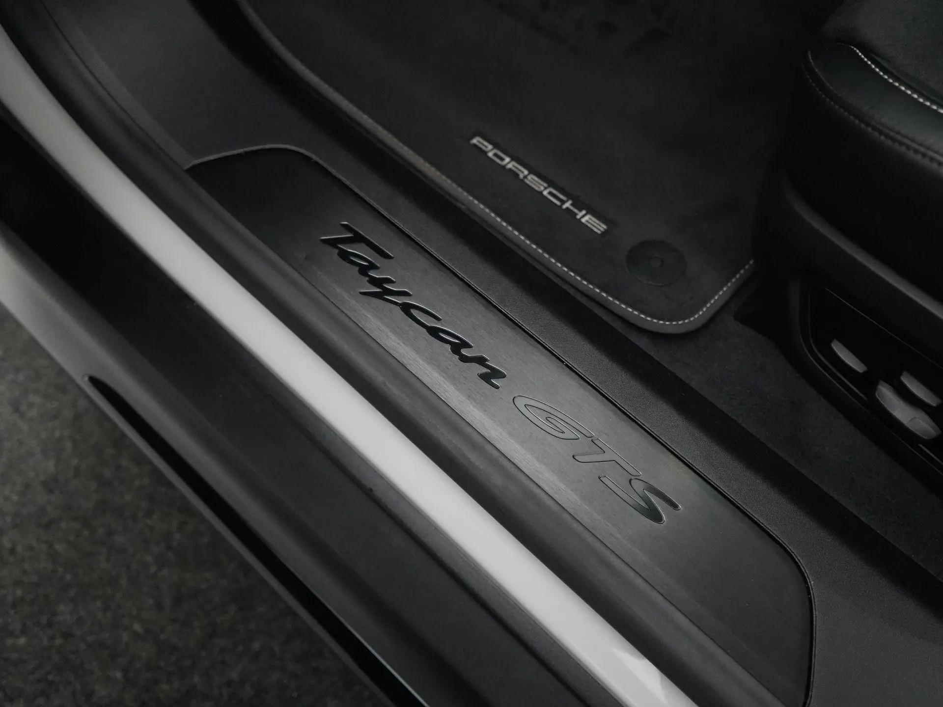 Taycan GTS Sport Turismo