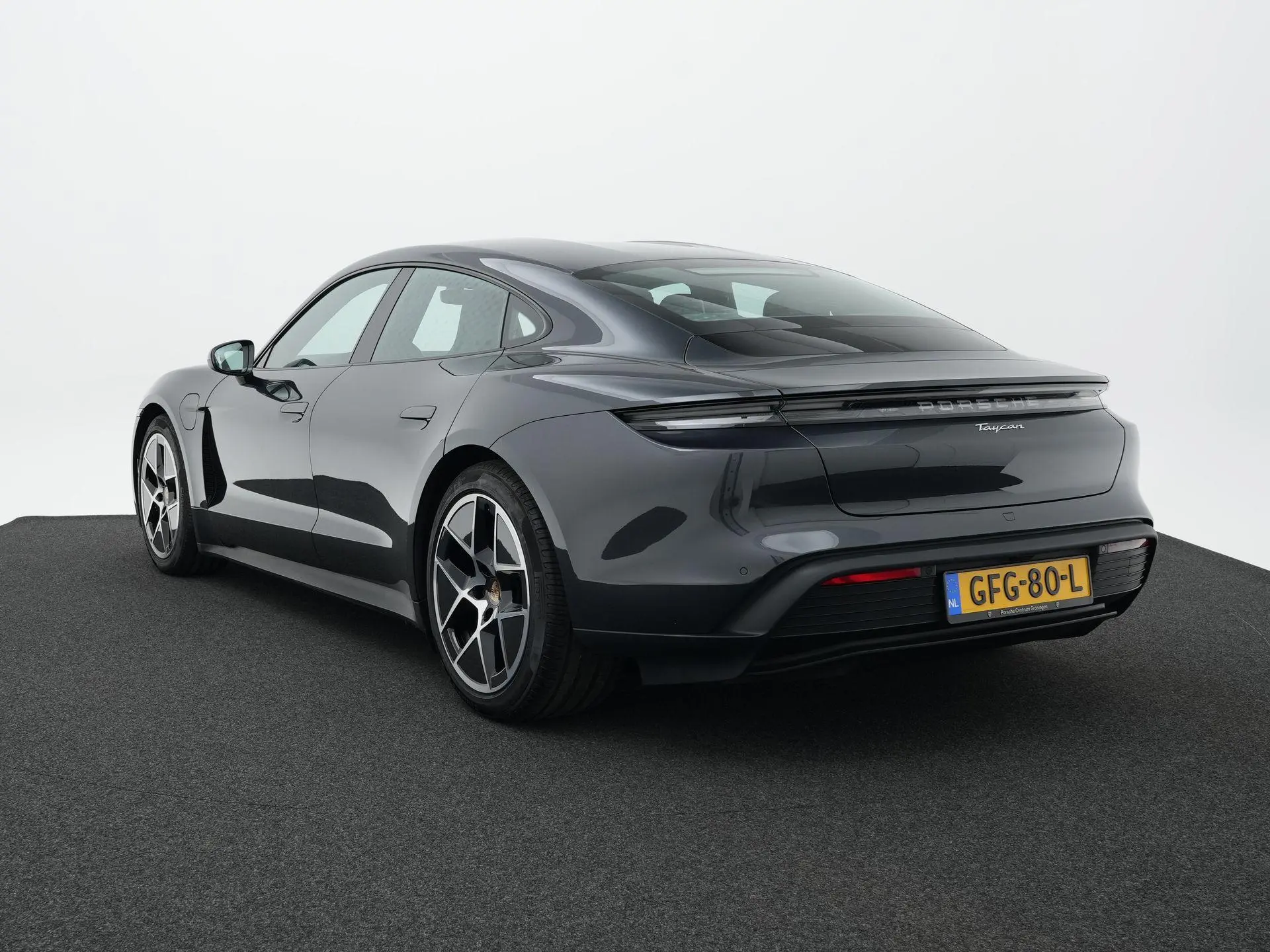 Taycan 