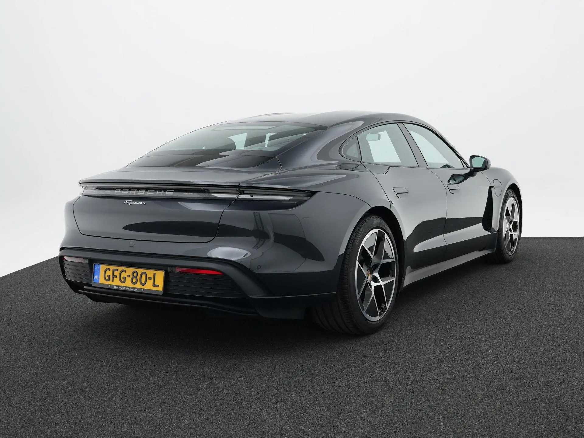 Taycan 