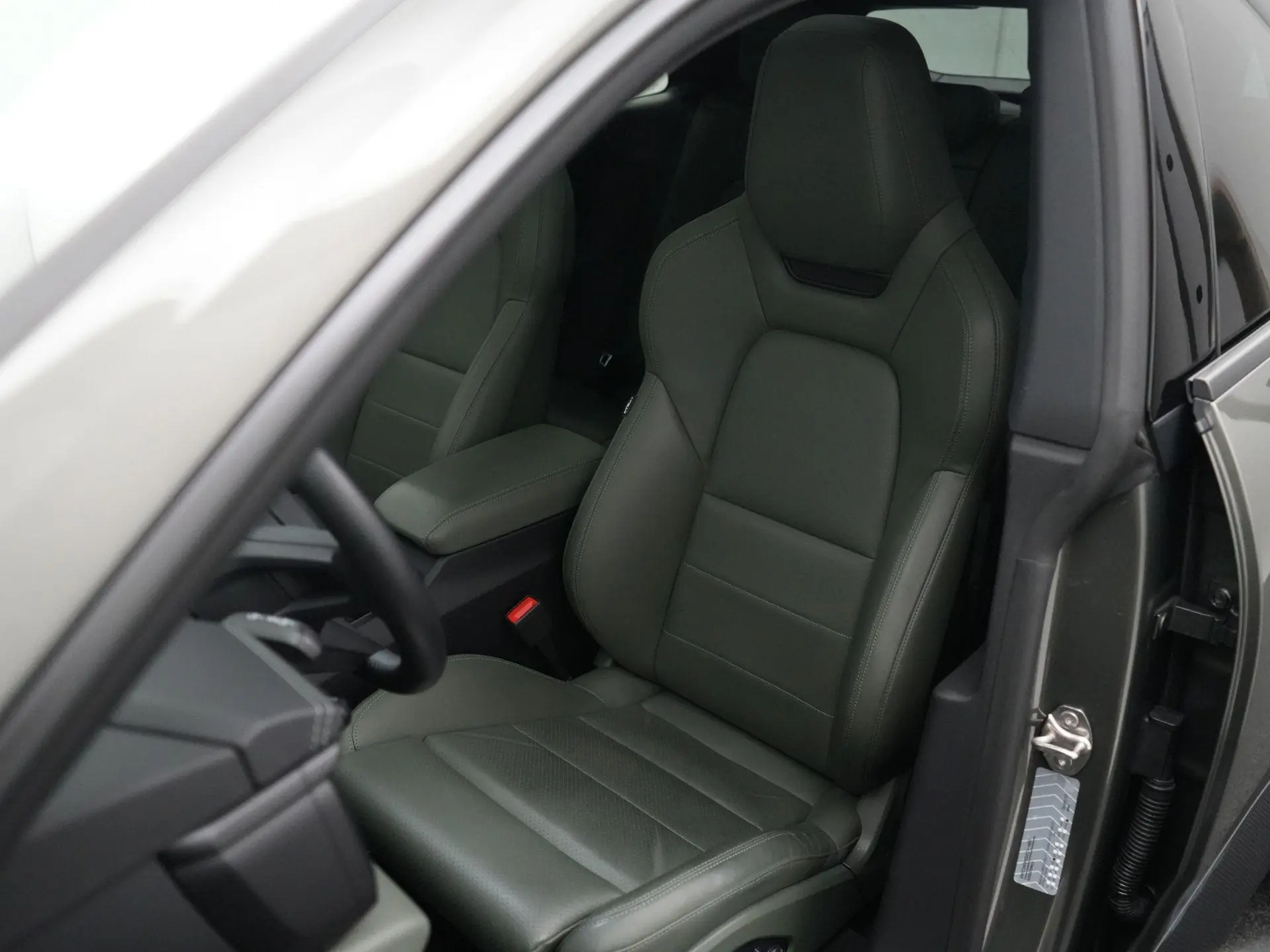 Macan 4