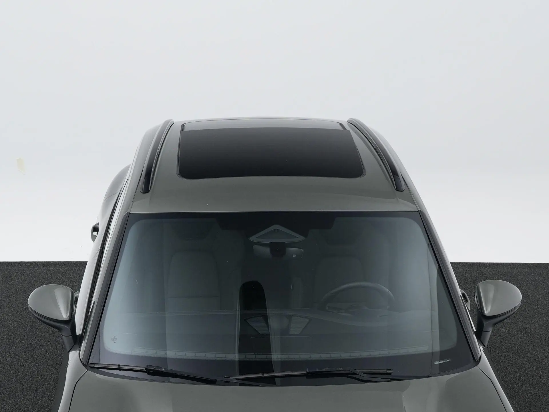 Macan 4