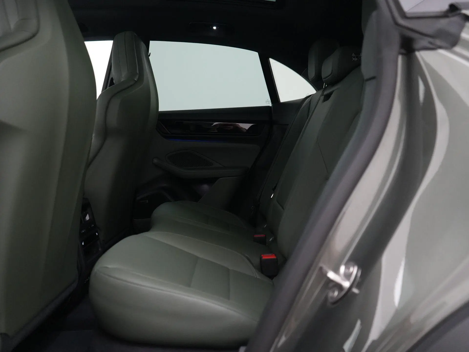 Macan 4