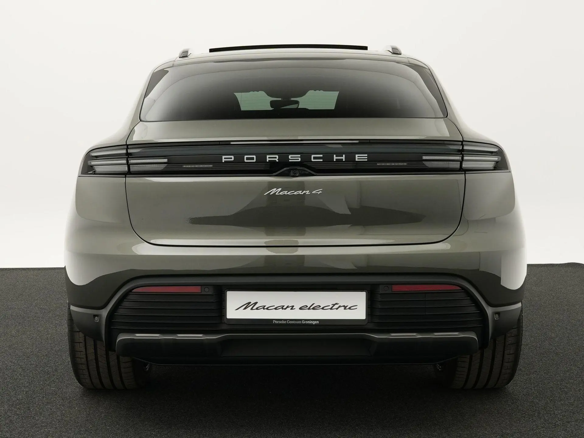 Macan 4