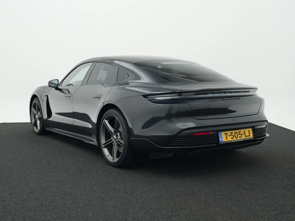 Taycan GTS