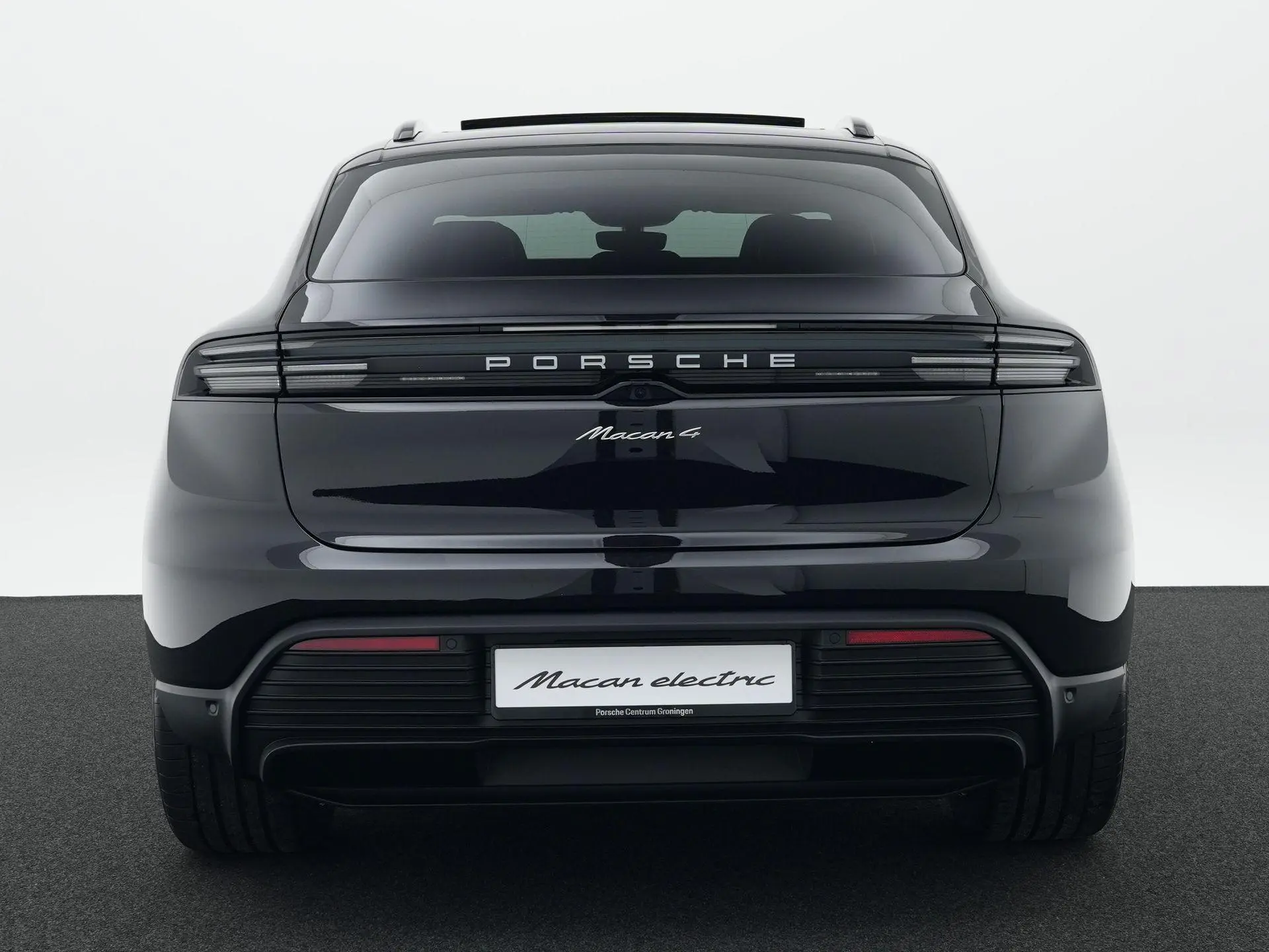 Macan 4