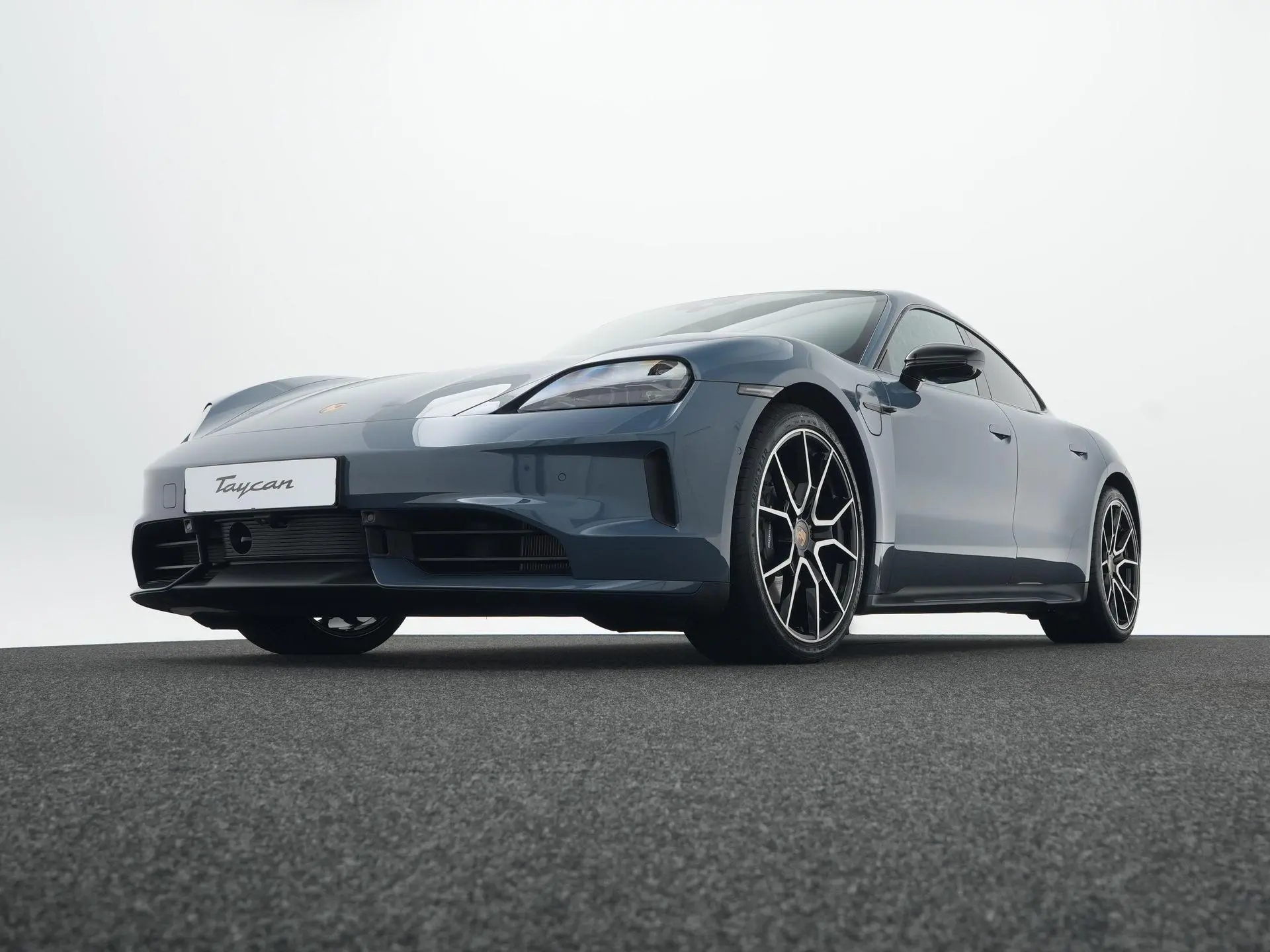 Taycan Black Edition
