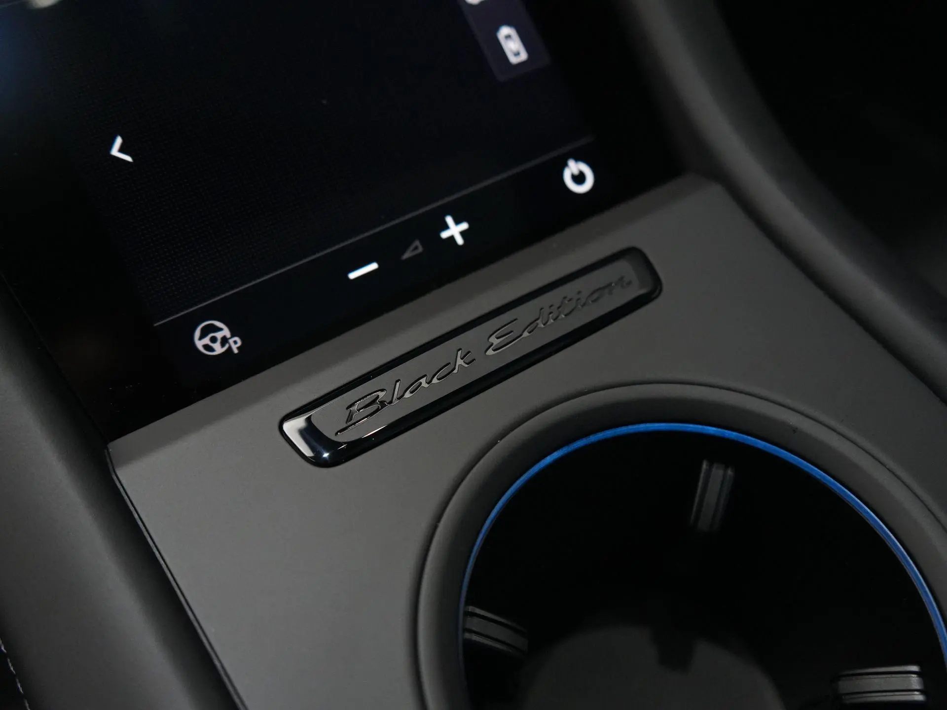 Taycan Black Edition