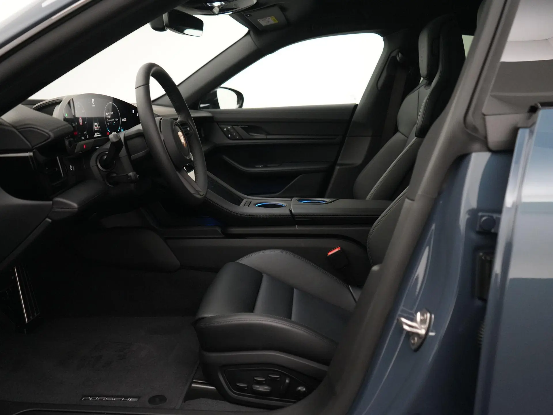 Taycan Black Edition