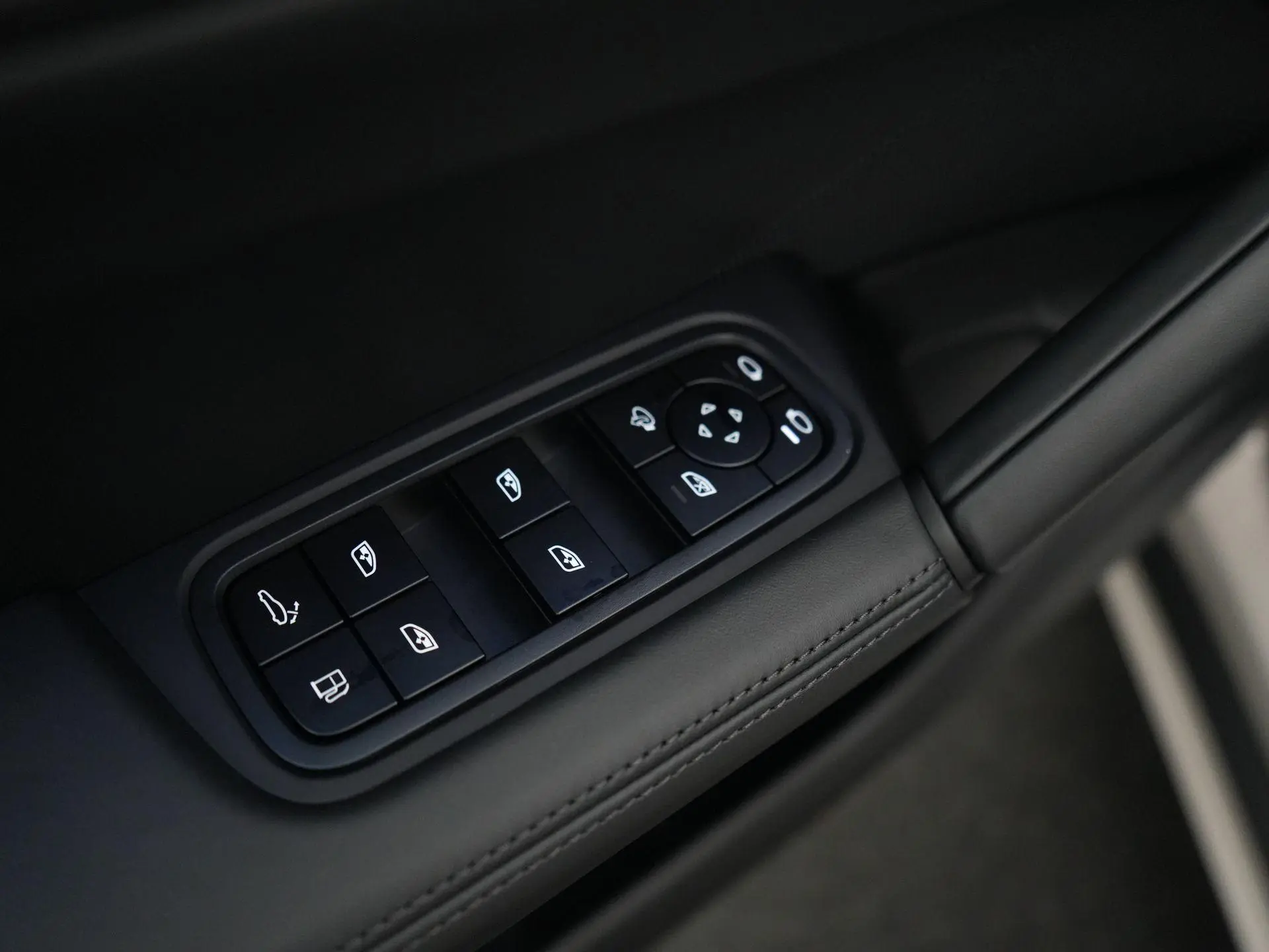 Cayenne E-Hybrid Black Edition Coupé