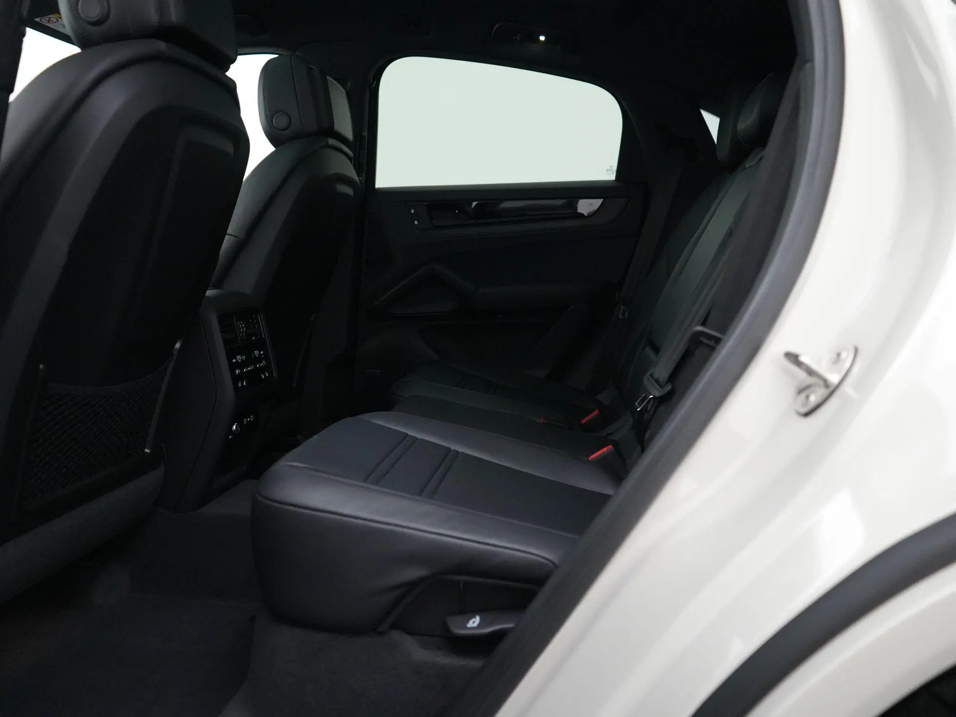 Cayenne E-Hybrid Black Edition Coupé