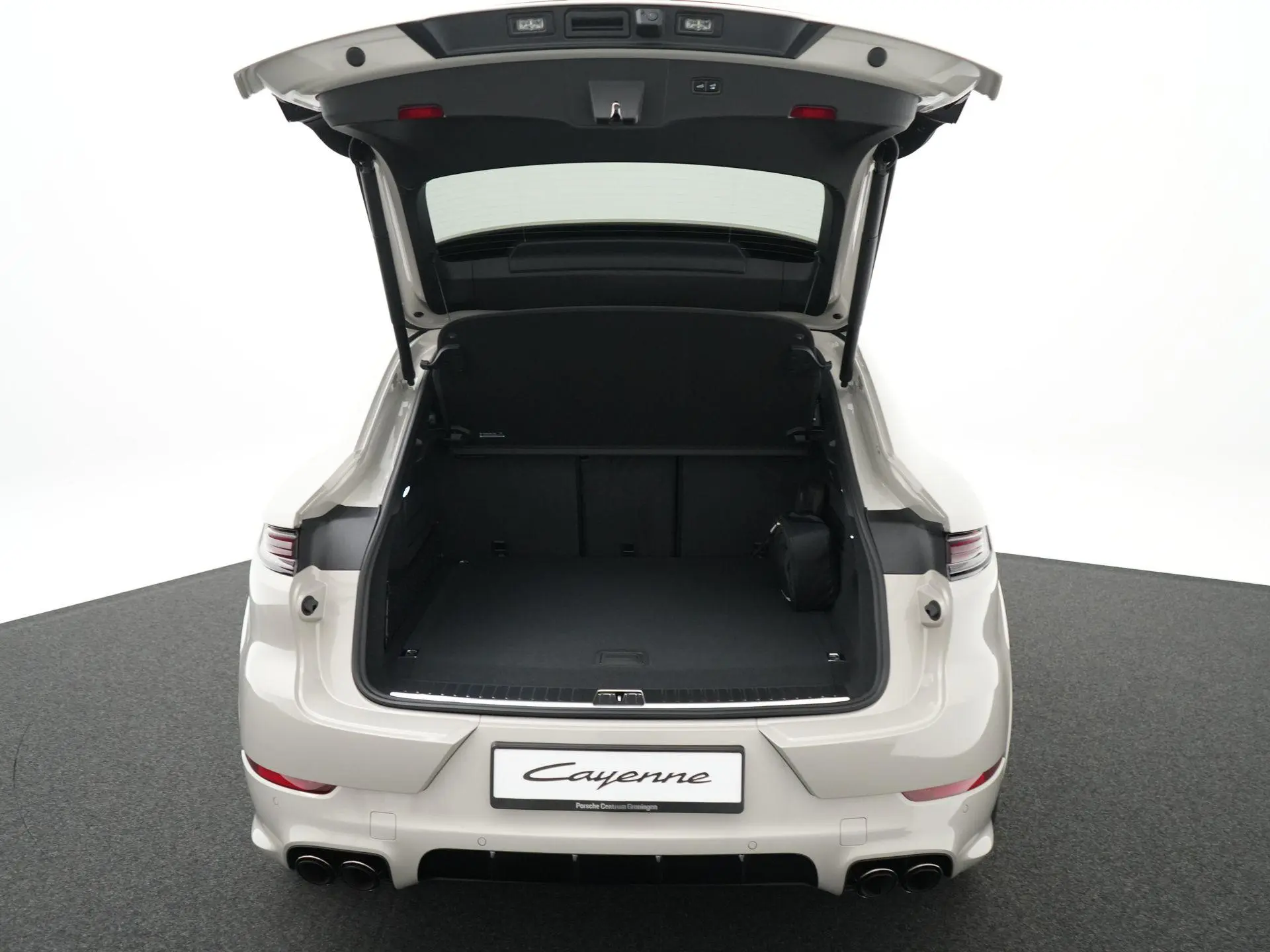 Cayenne E-Hybrid Black Edition Coupé