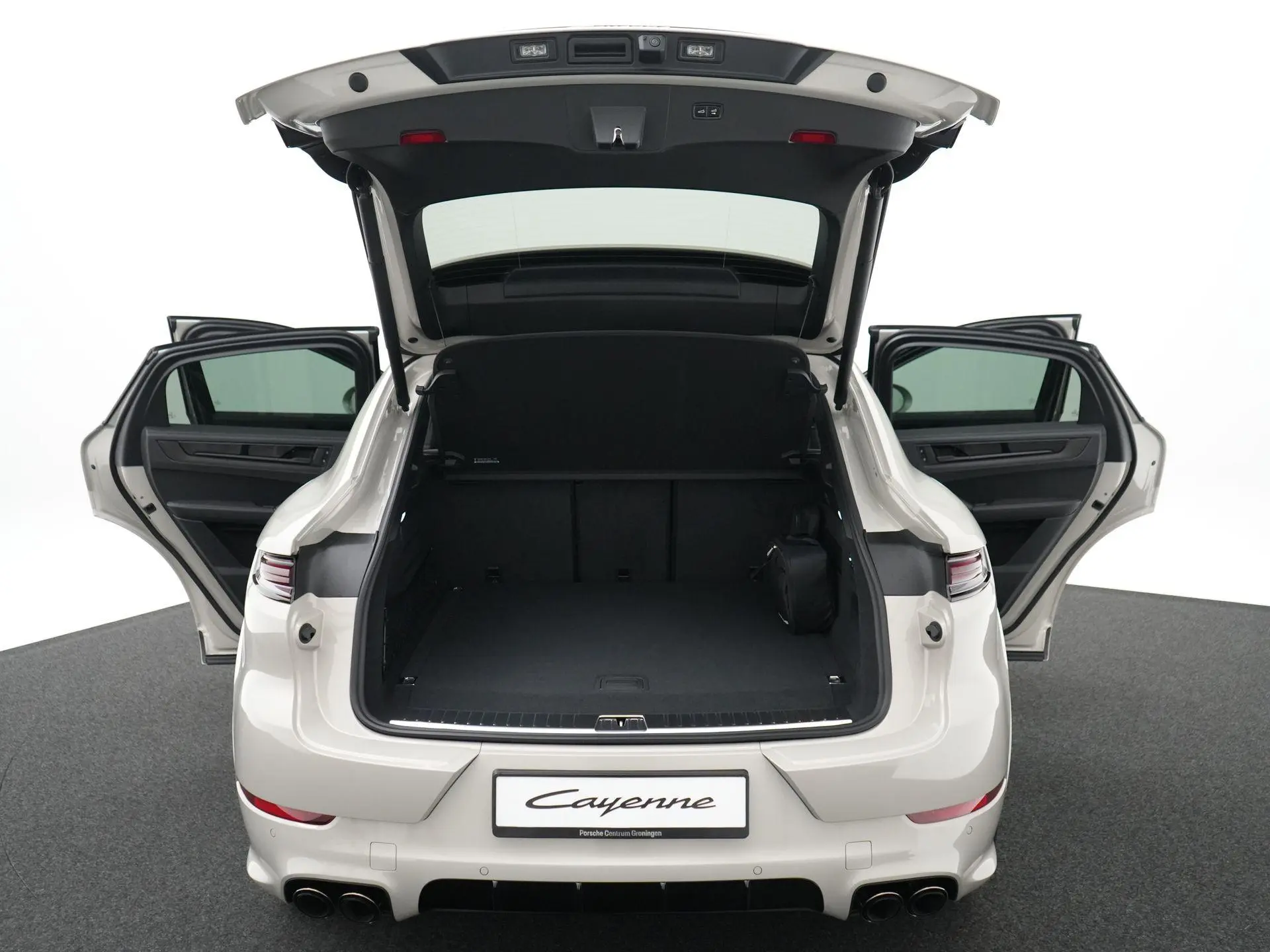 Cayenne E-Hybrid Black Edition Coupé