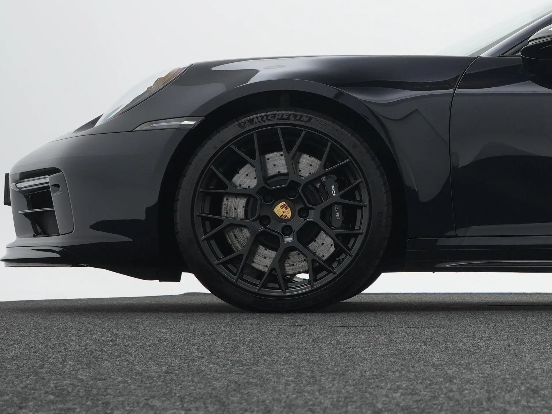 911 Carrera 4 GTS