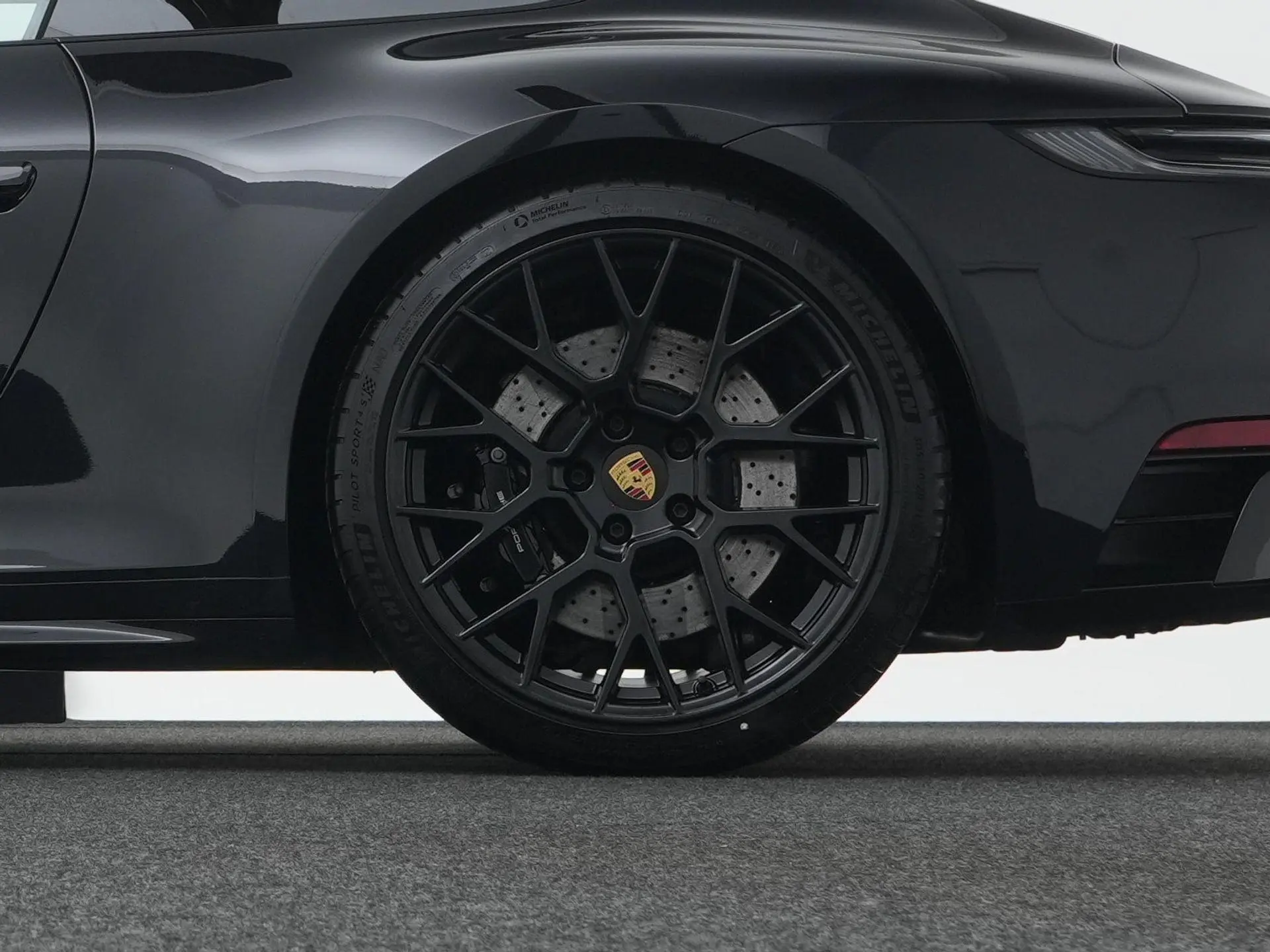 911 Carrera 4 GTS