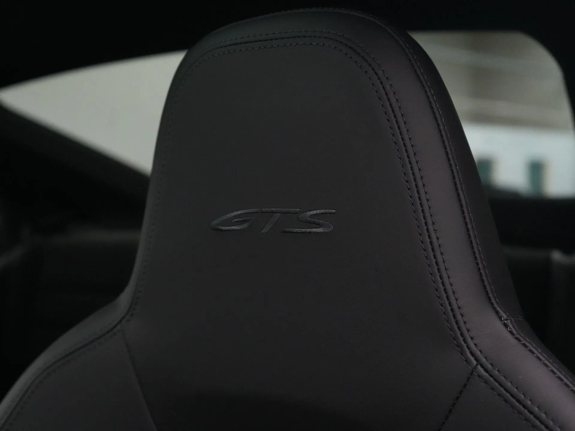911 Carrera 4 GTS