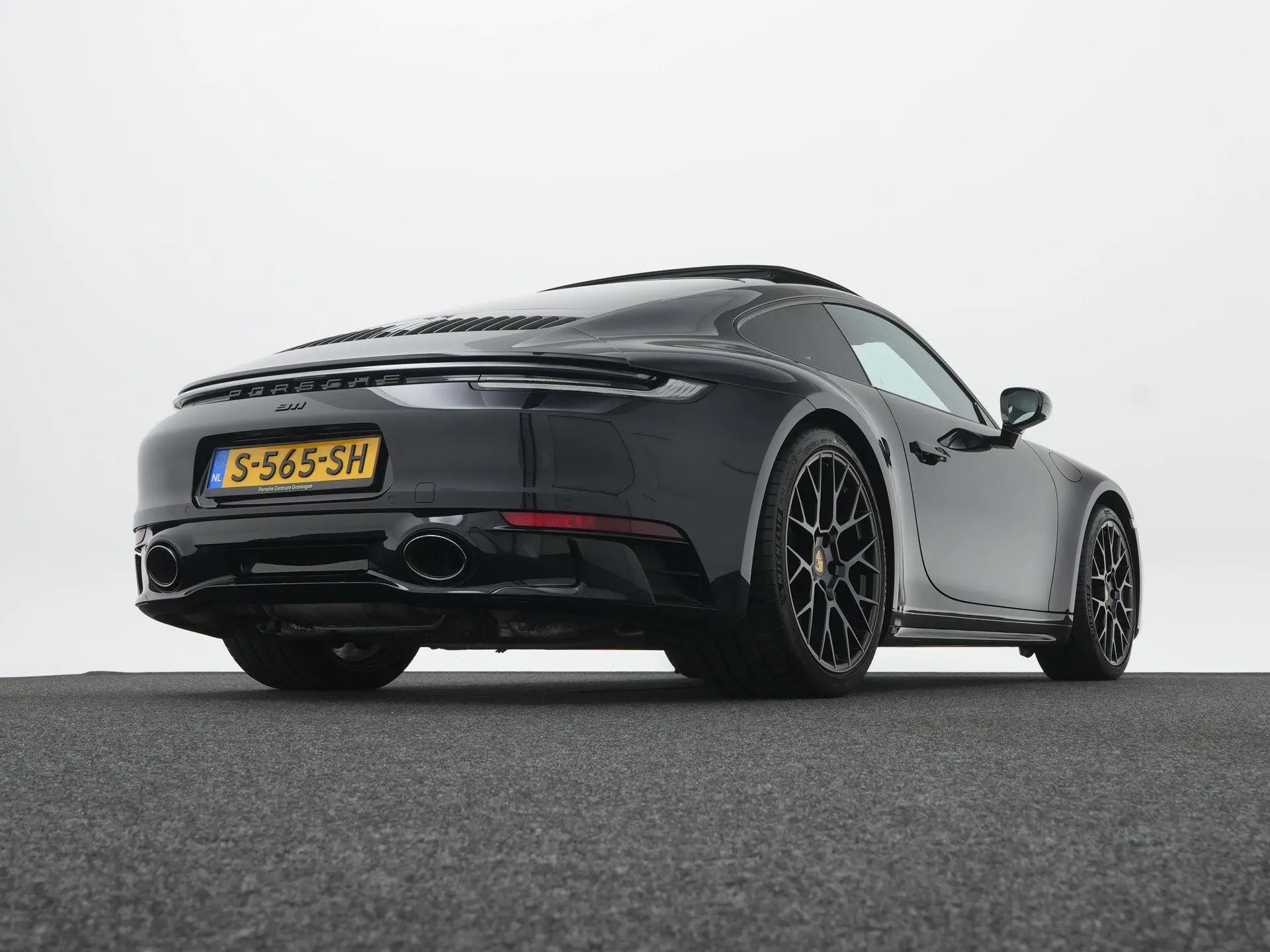 911 Carrera 4 GTS