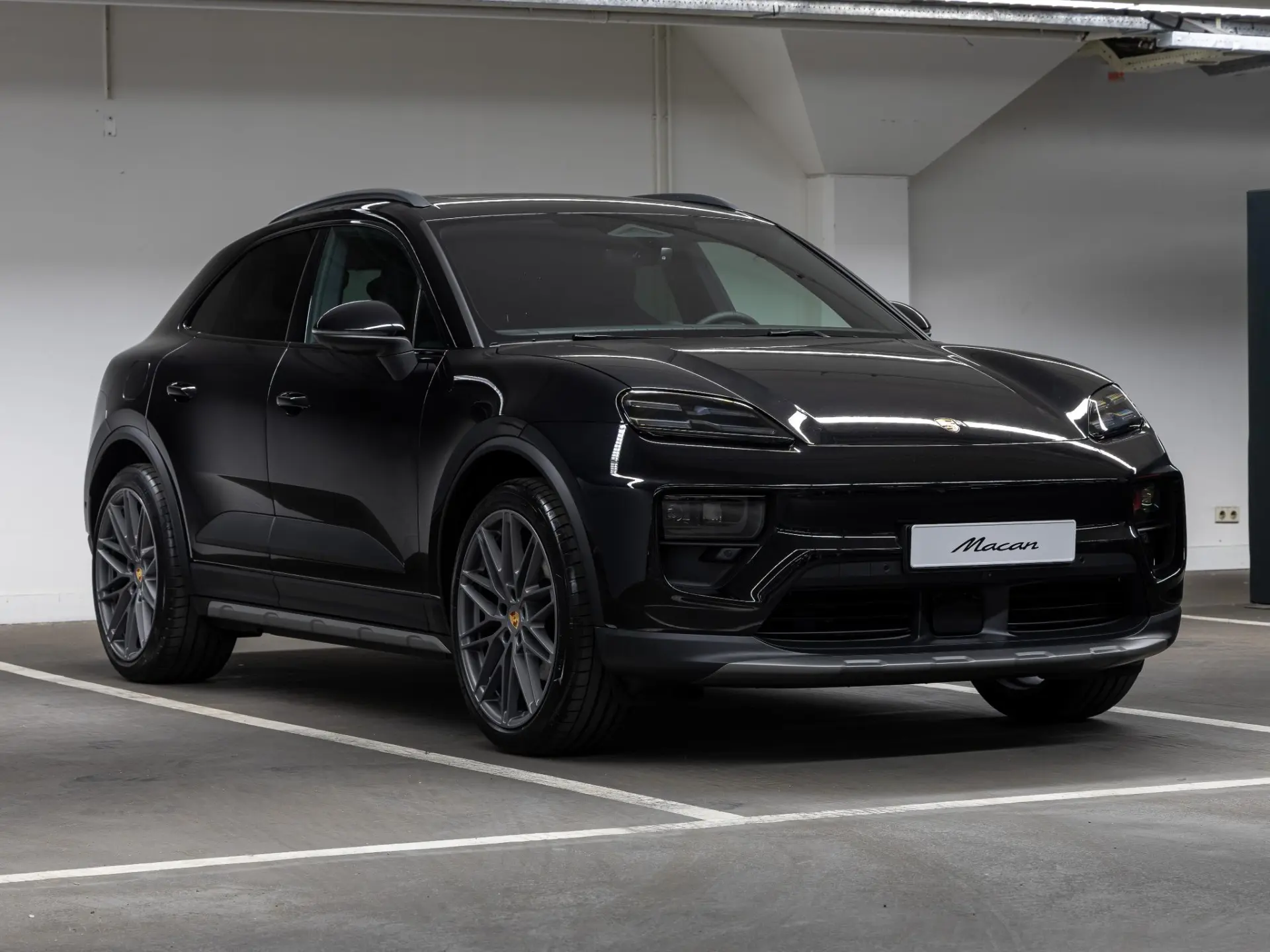 Macan 4 100 kWh