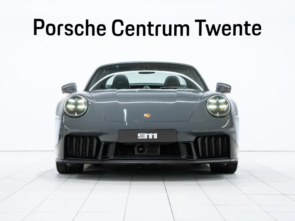 Porsche 911 T-Hybrid Targa 4 GTS