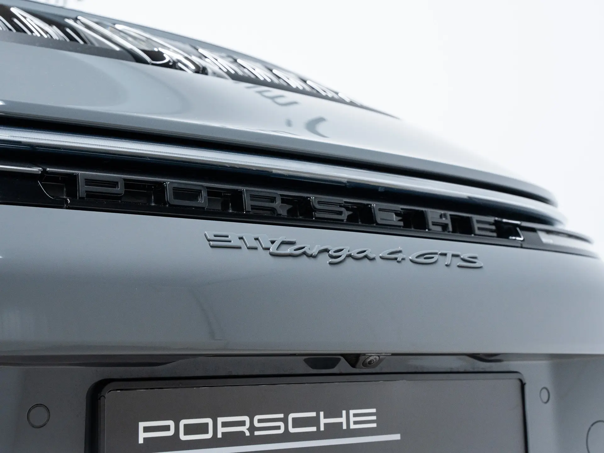 911 T-Hybrid Targa 4 GTS