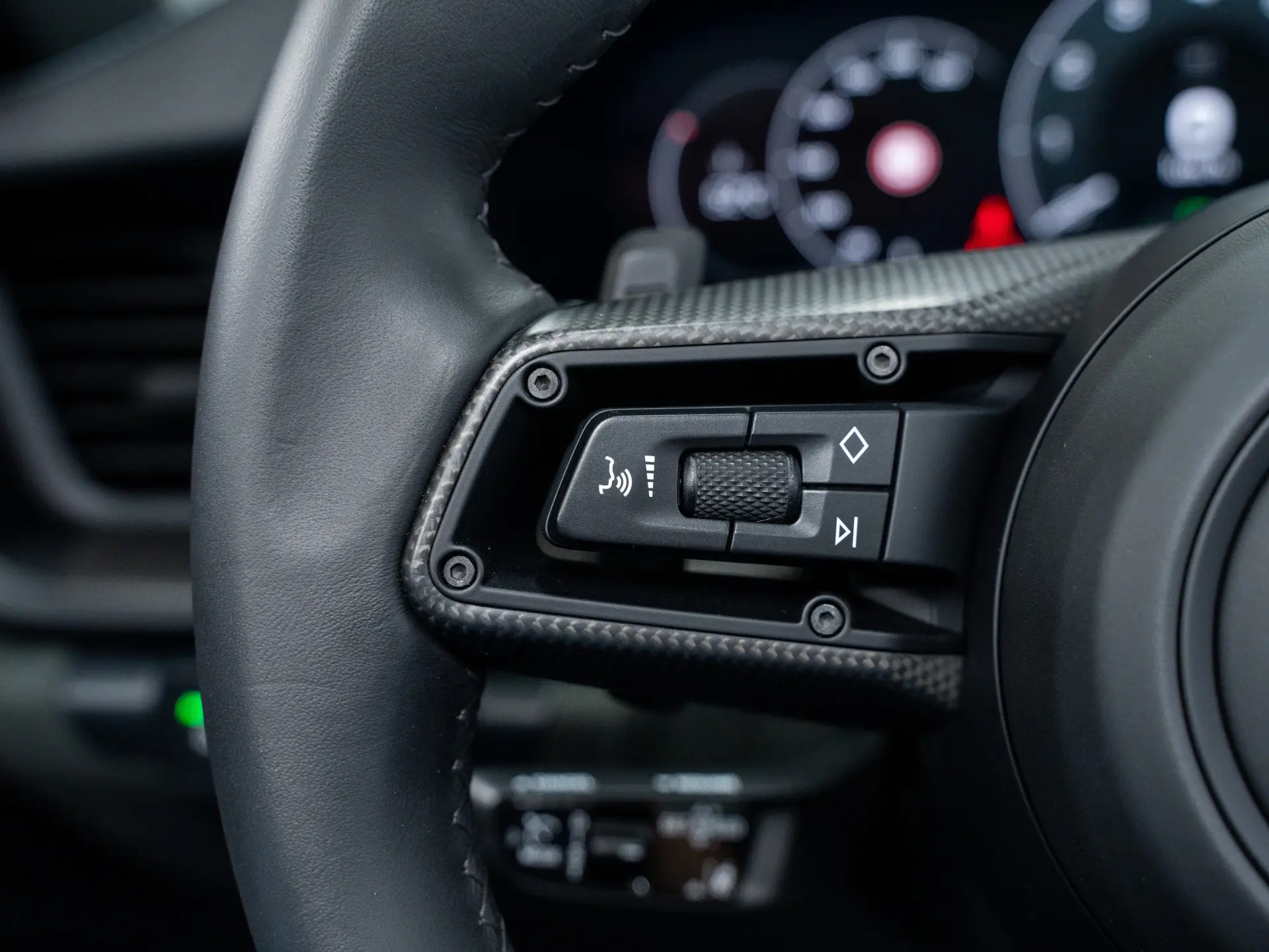 911 T-Hybrid Targa 4 GTS